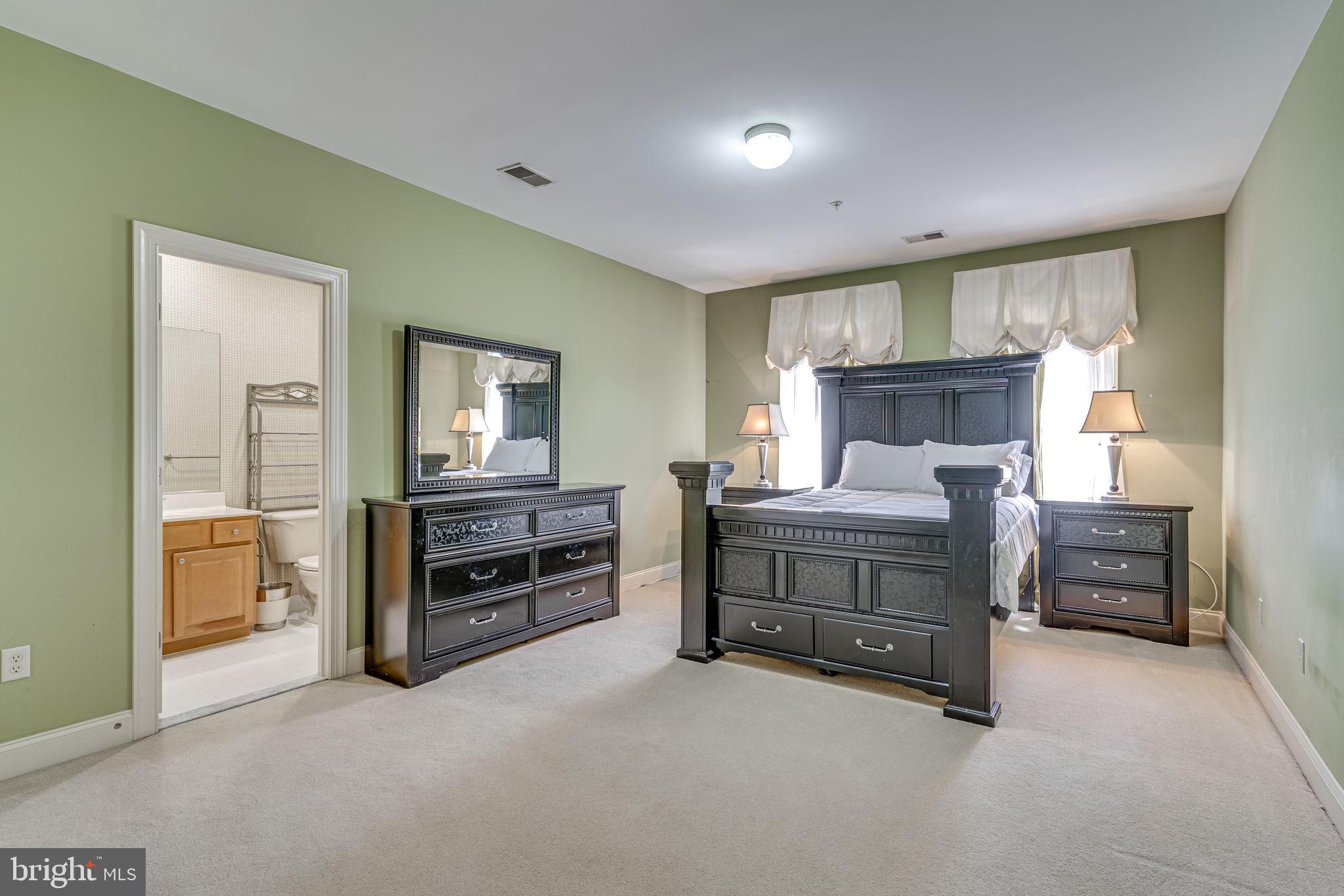 Real estate listing preview #36