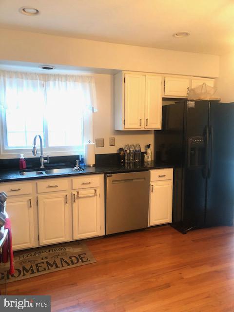 Real estate listing preview #9