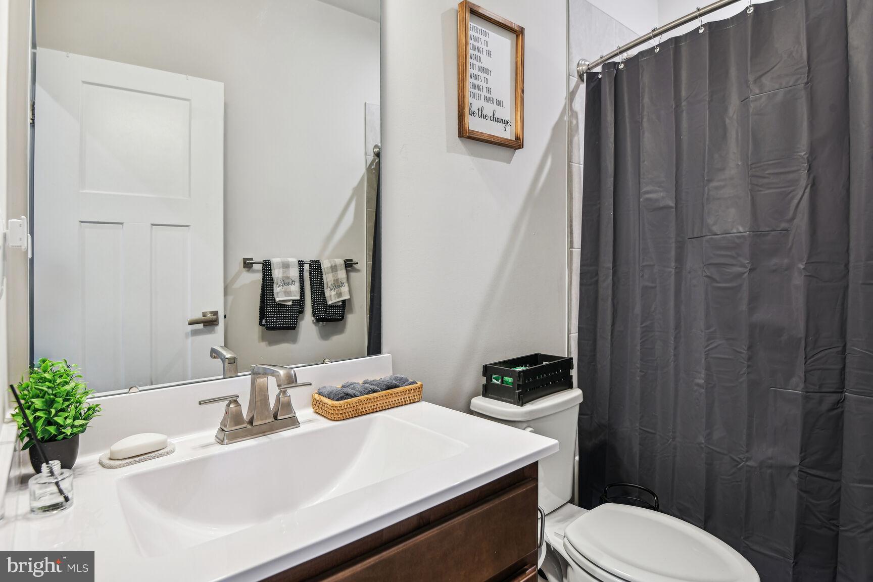 Real estate listing preview #15