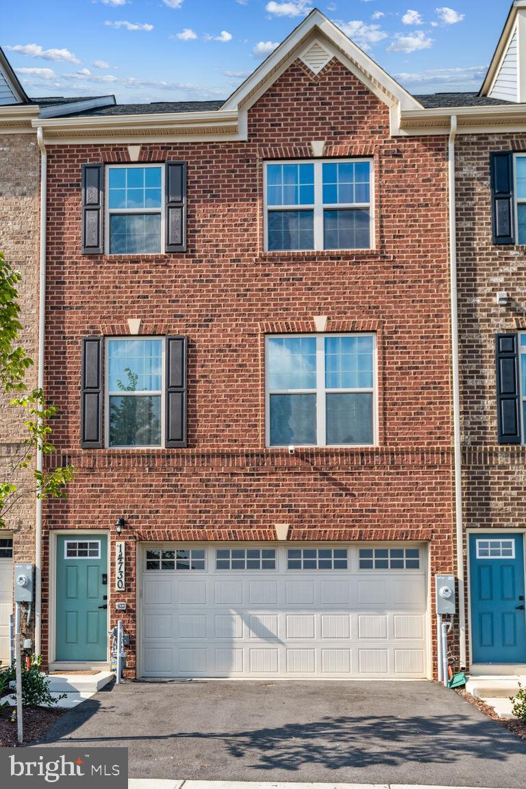 Real estate listing preview #2