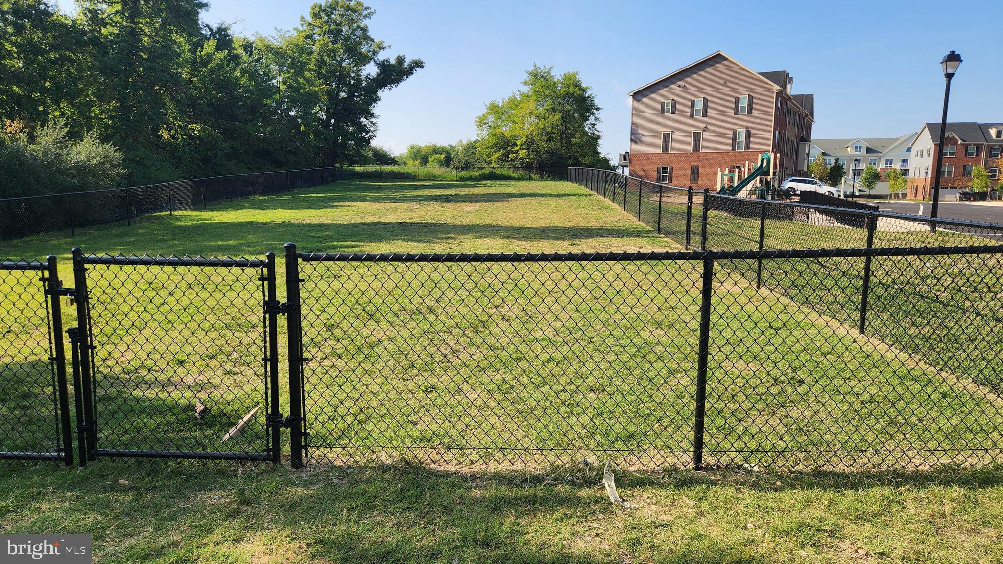 Real estate listing preview #26