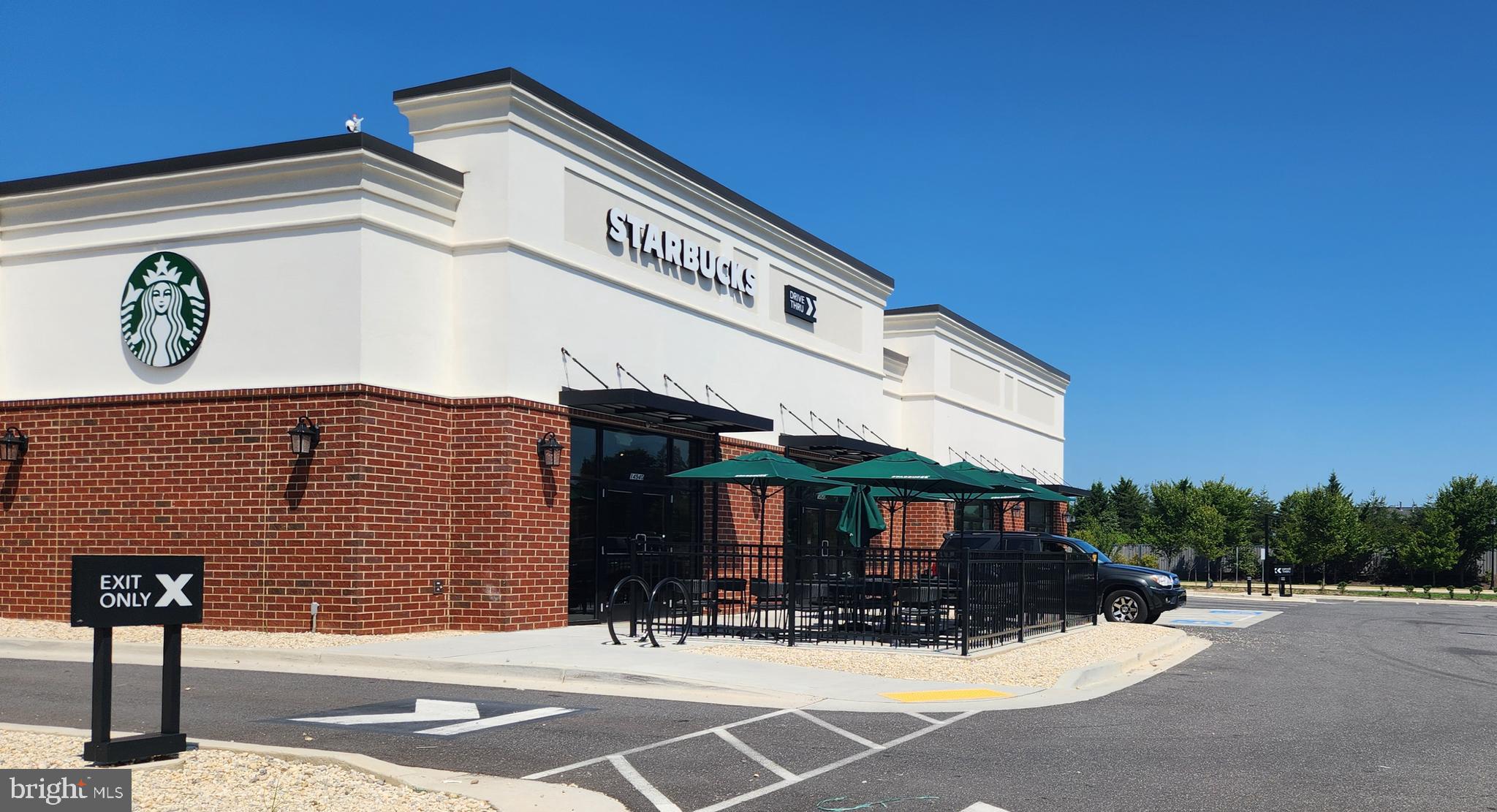 Real estate listing preview #28