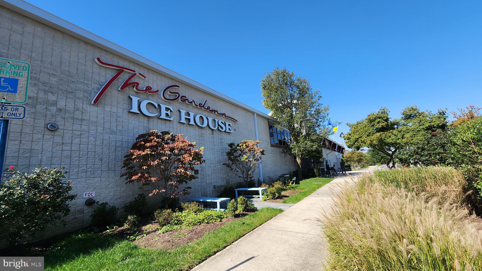 Real estate listing preview #38