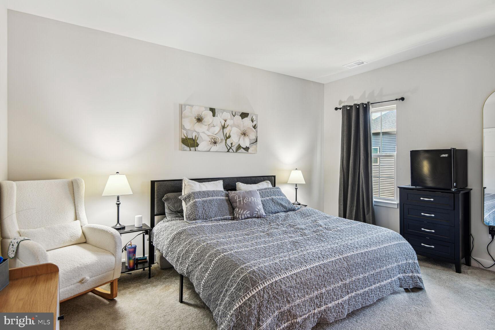 Real estate listing preview #12