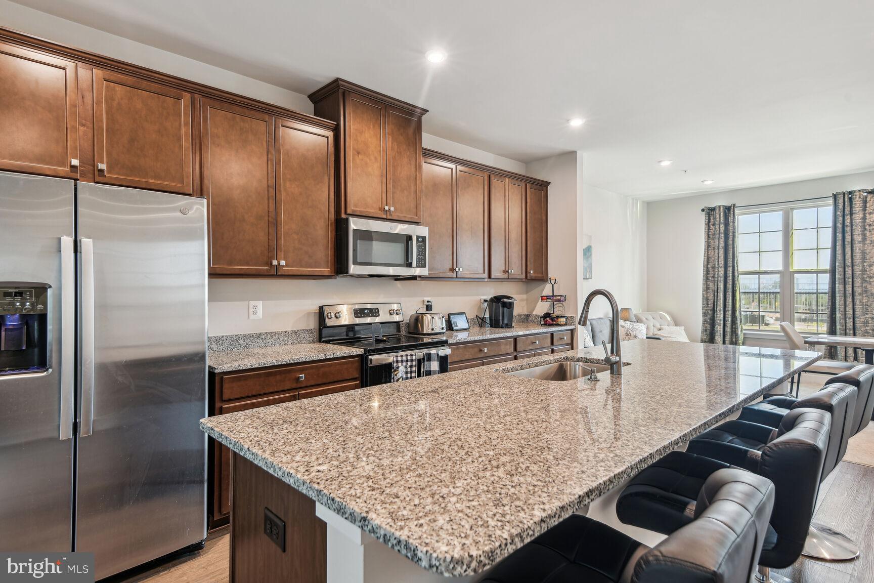 Real estate listing preview #3