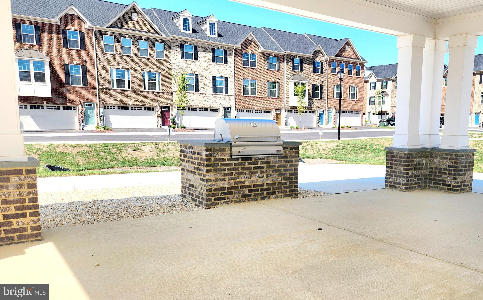 Real estate listing preview #23