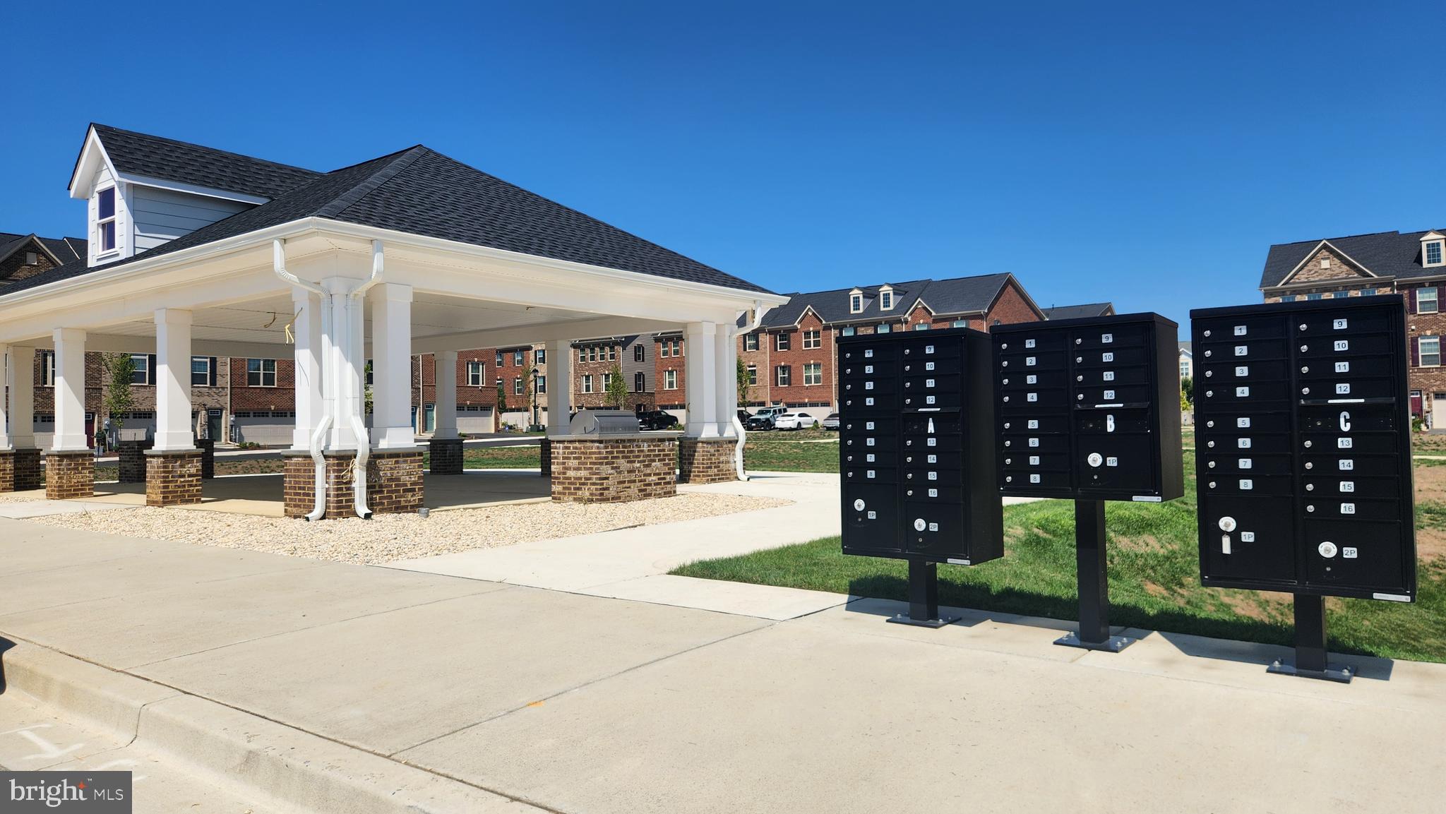 Real estate listing preview #22