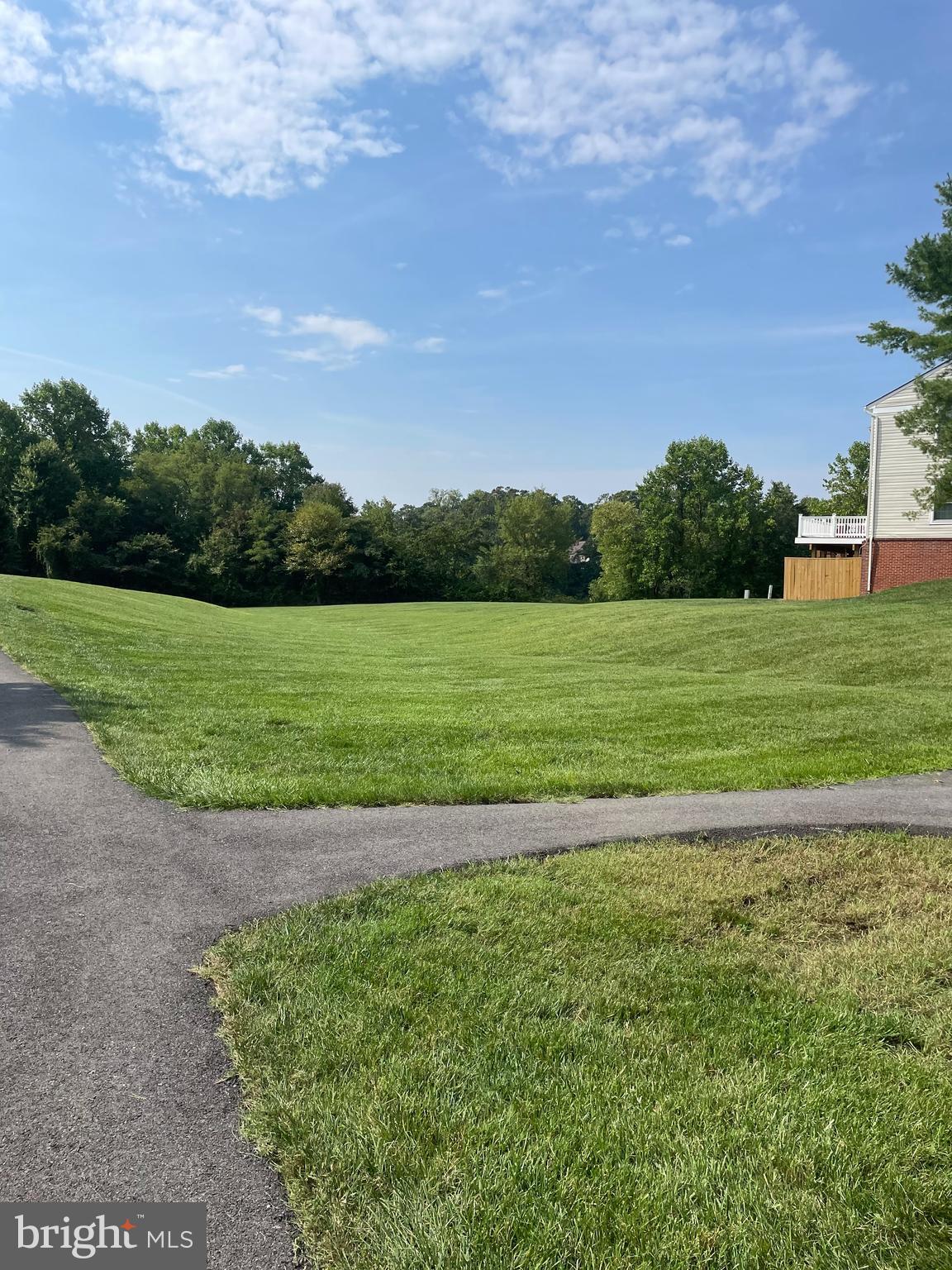 Real estate listing preview #7