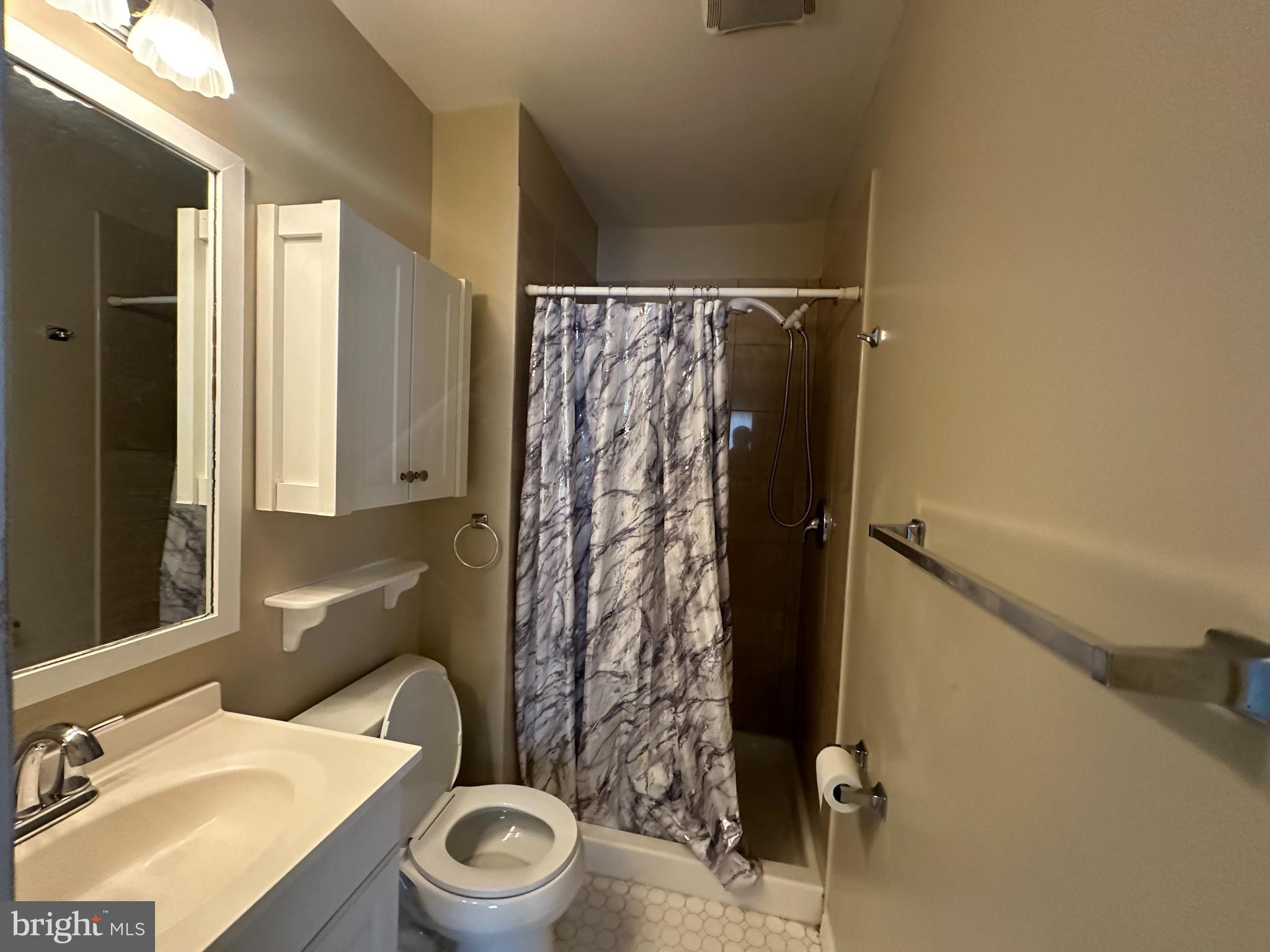 Real estate listing preview #17