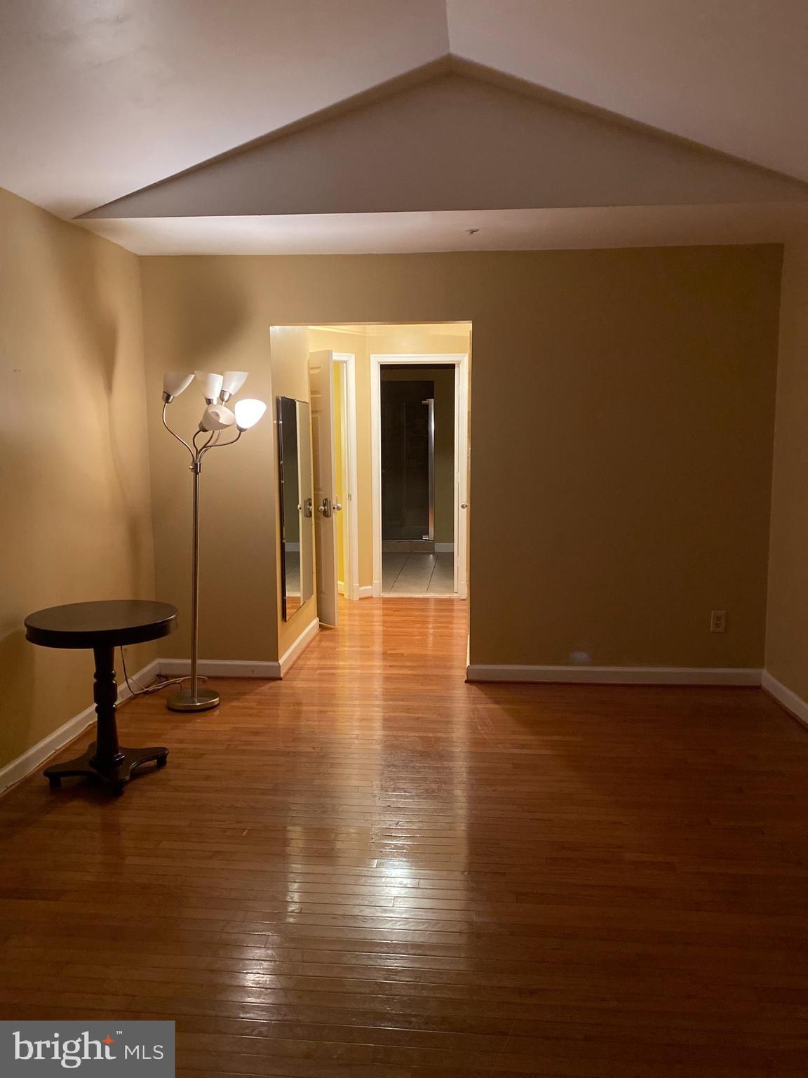 Real estate listing preview #15