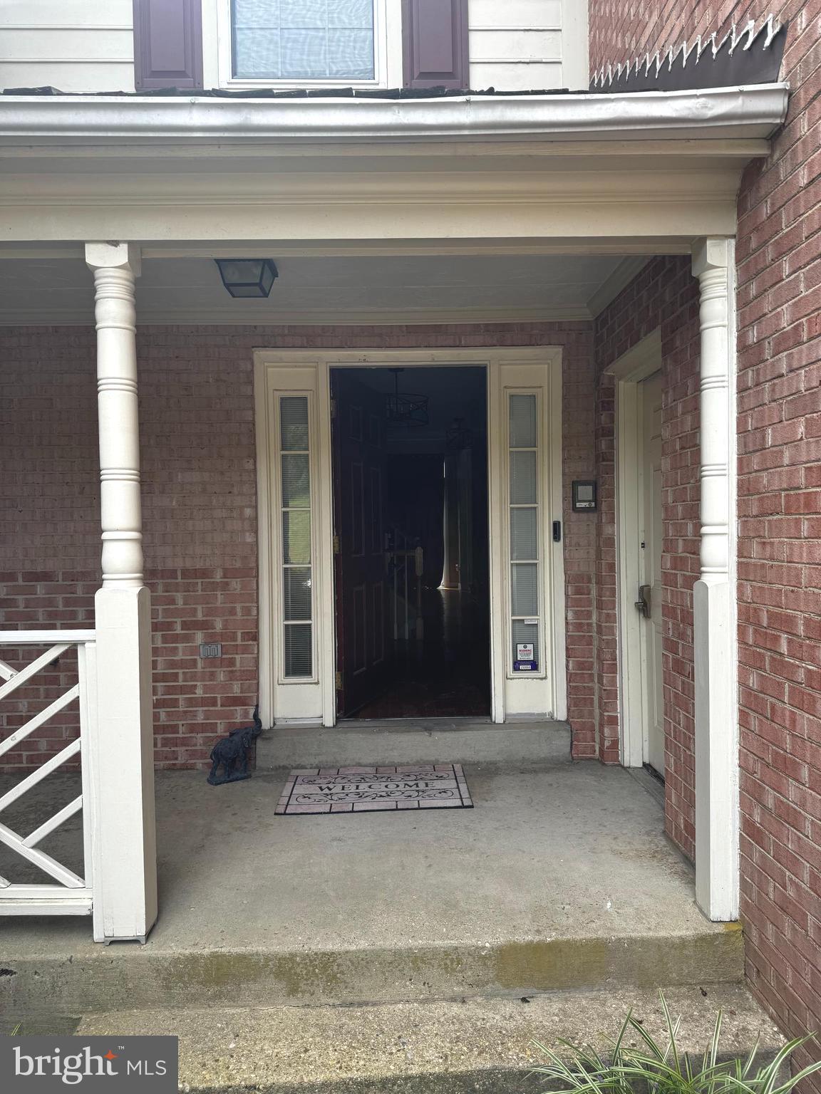 Real estate listing preview #2