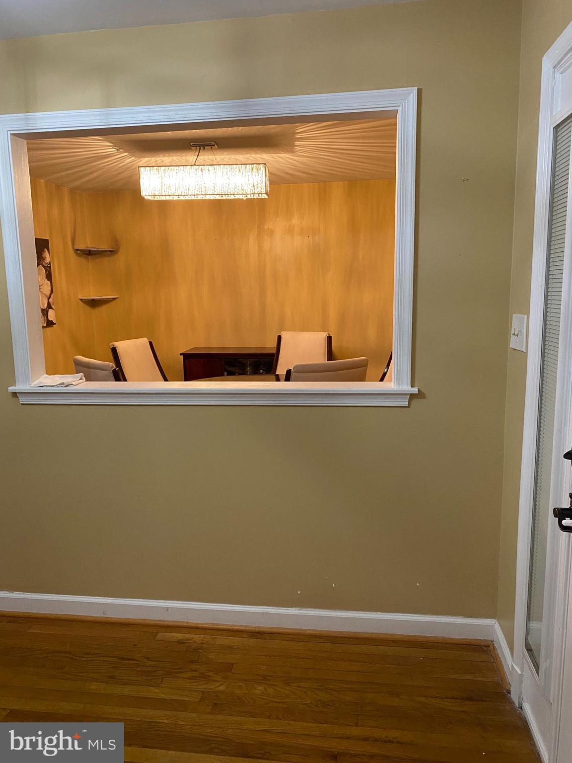 Real estate listing preview #5