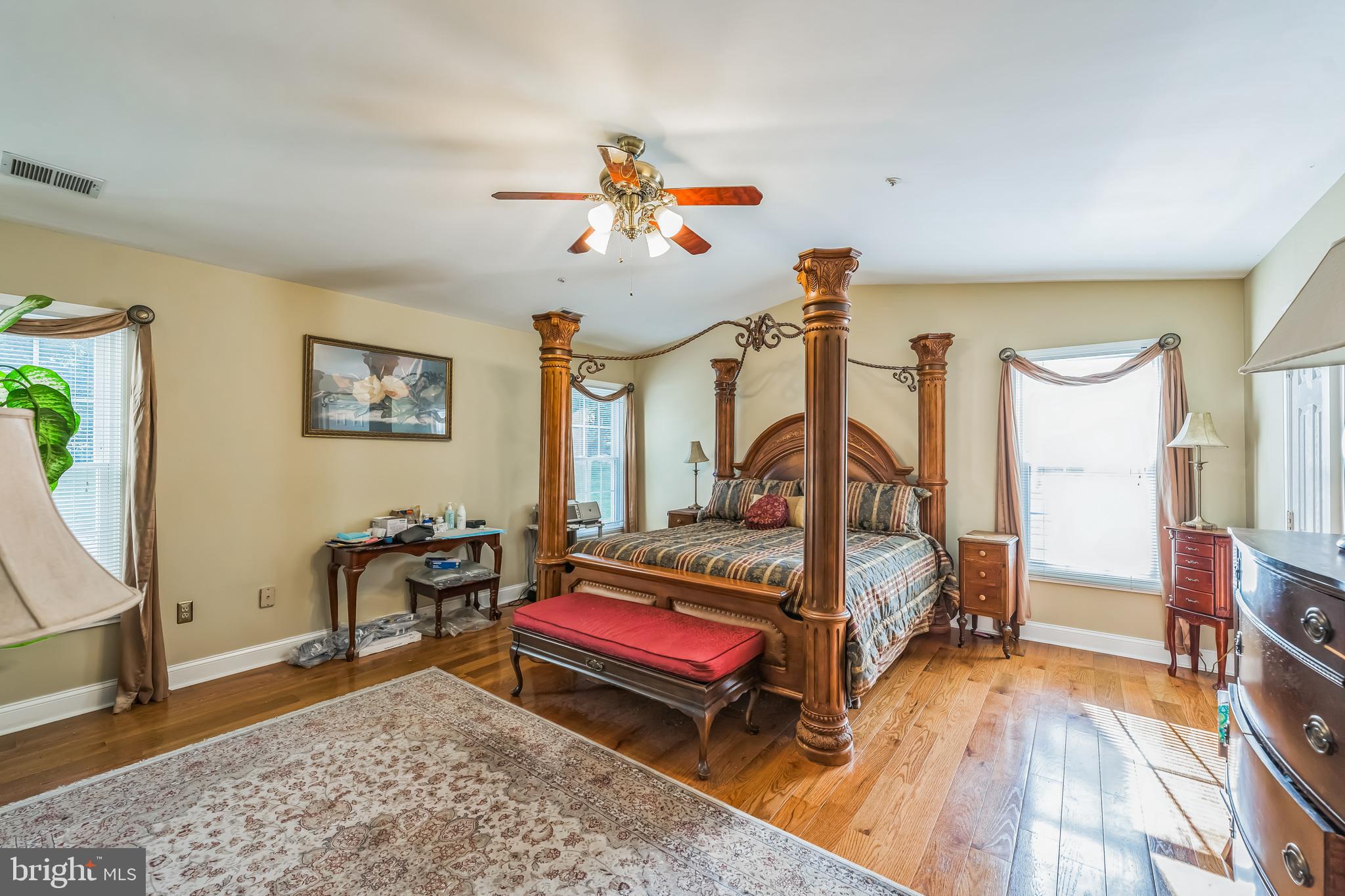 Real estate listing preview #22