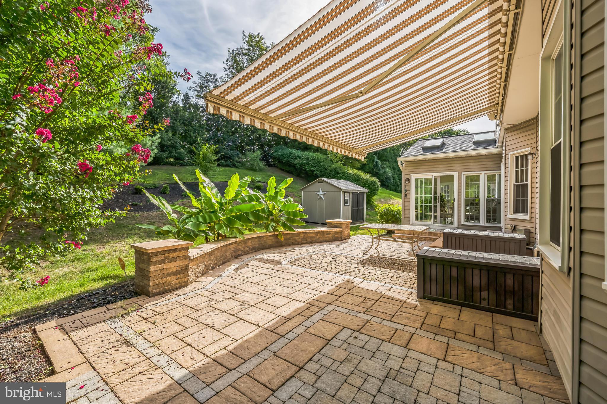 Real estate listing preview #16