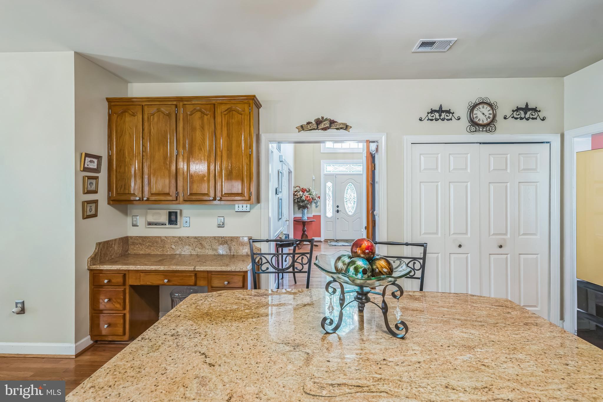 Real estate listing preview #9