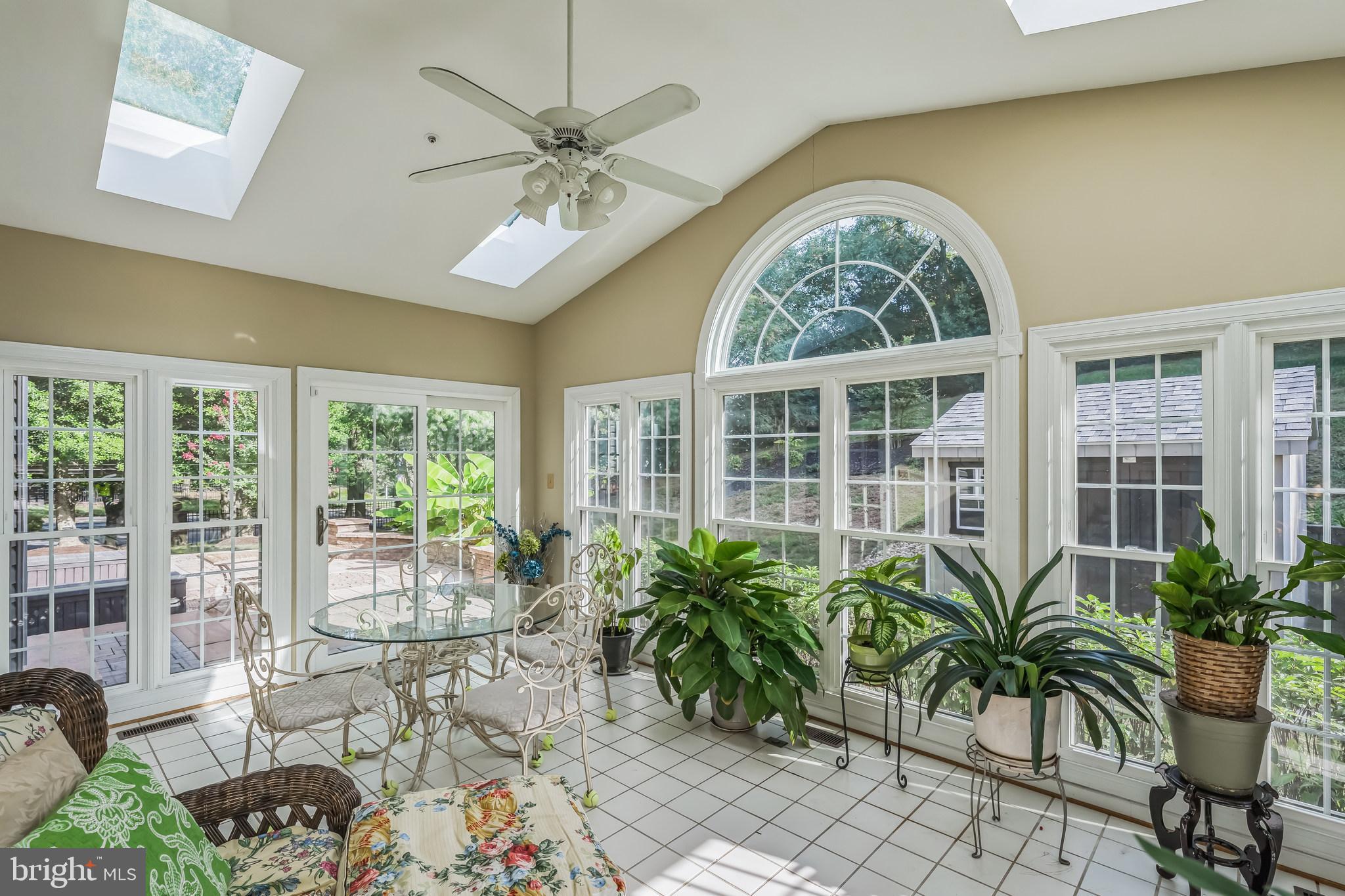 Real estate listing preview #13