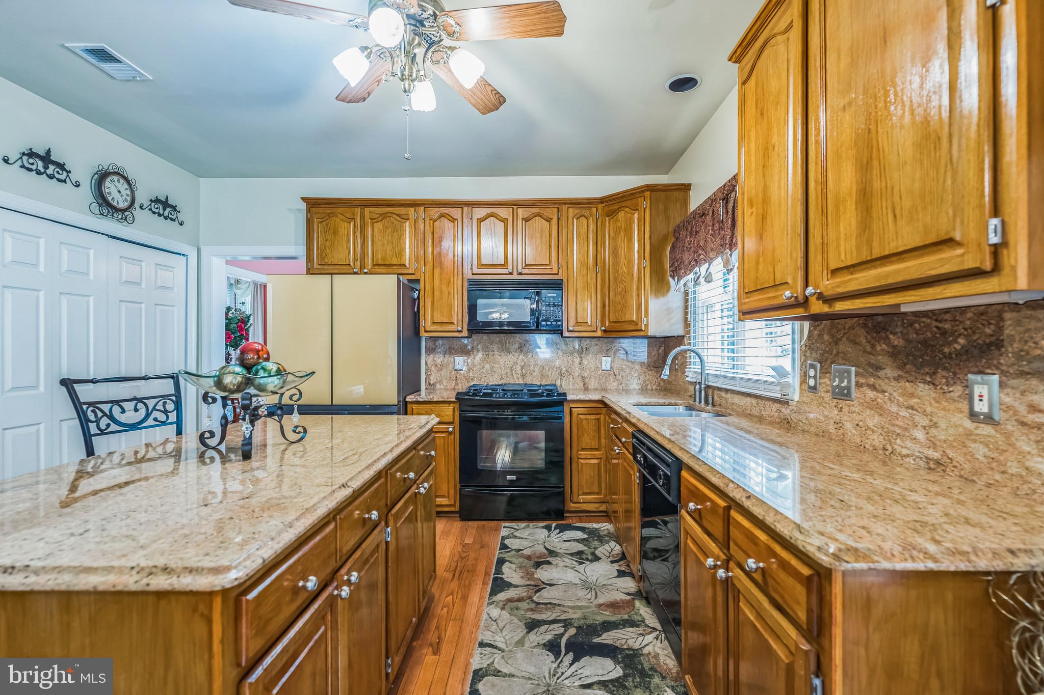 Real estate listing preview #7