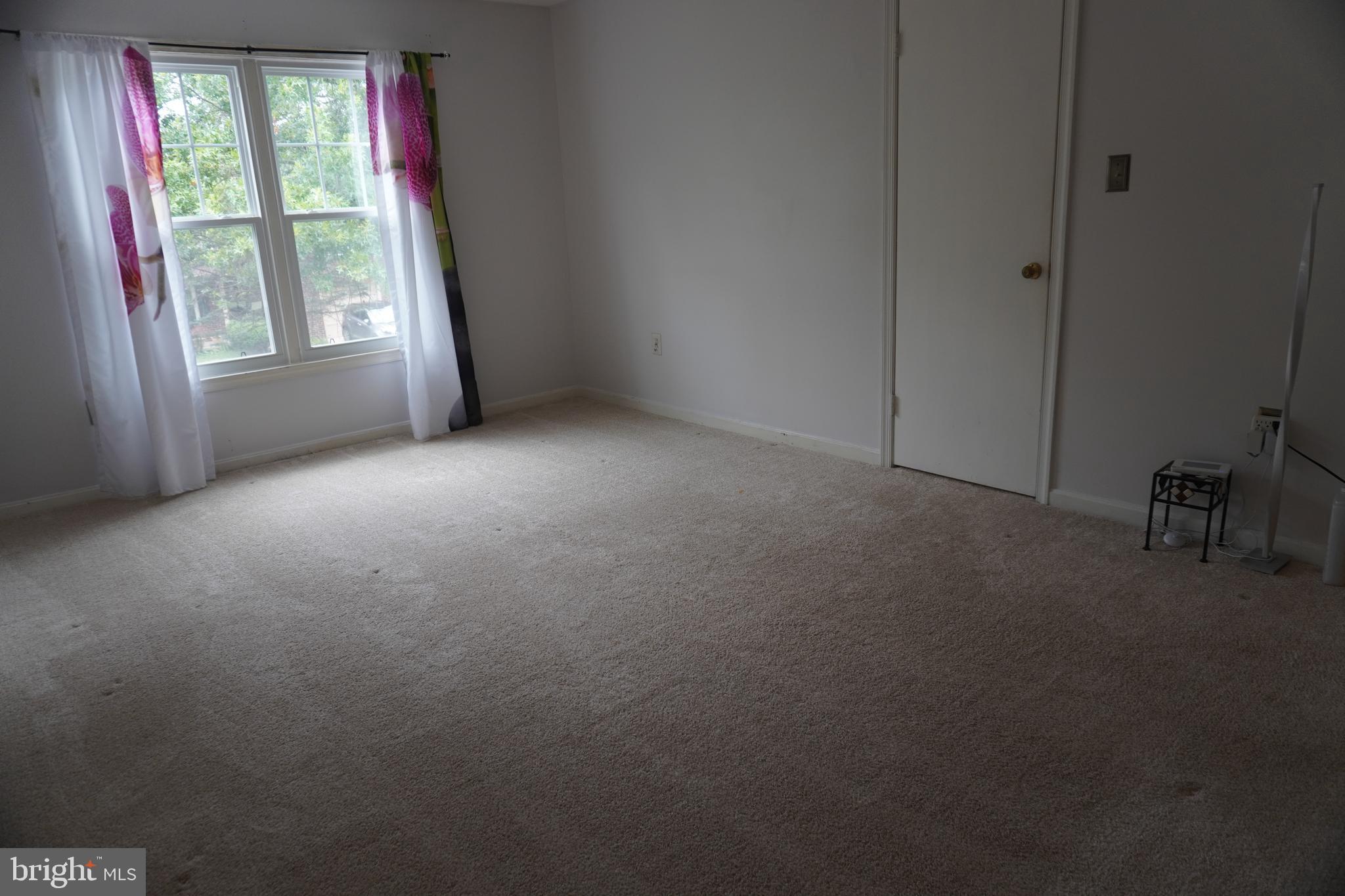 Real estate listing preview #13