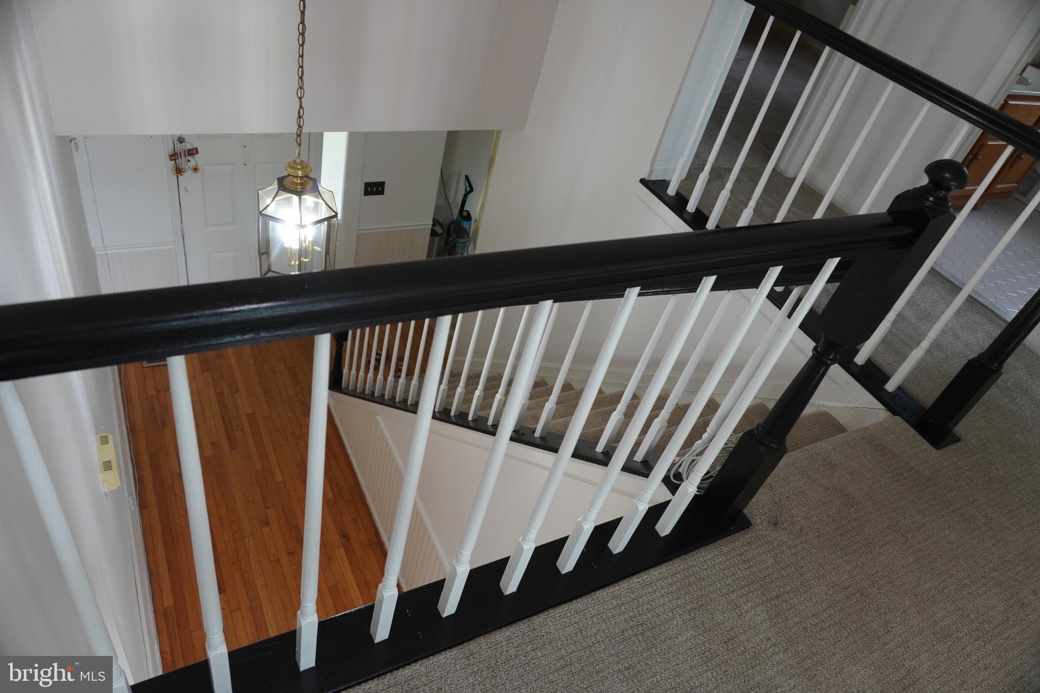 Real estate listing preview #12