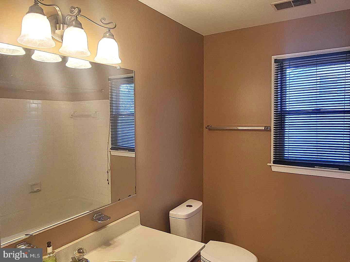 Real estate listing preview #15