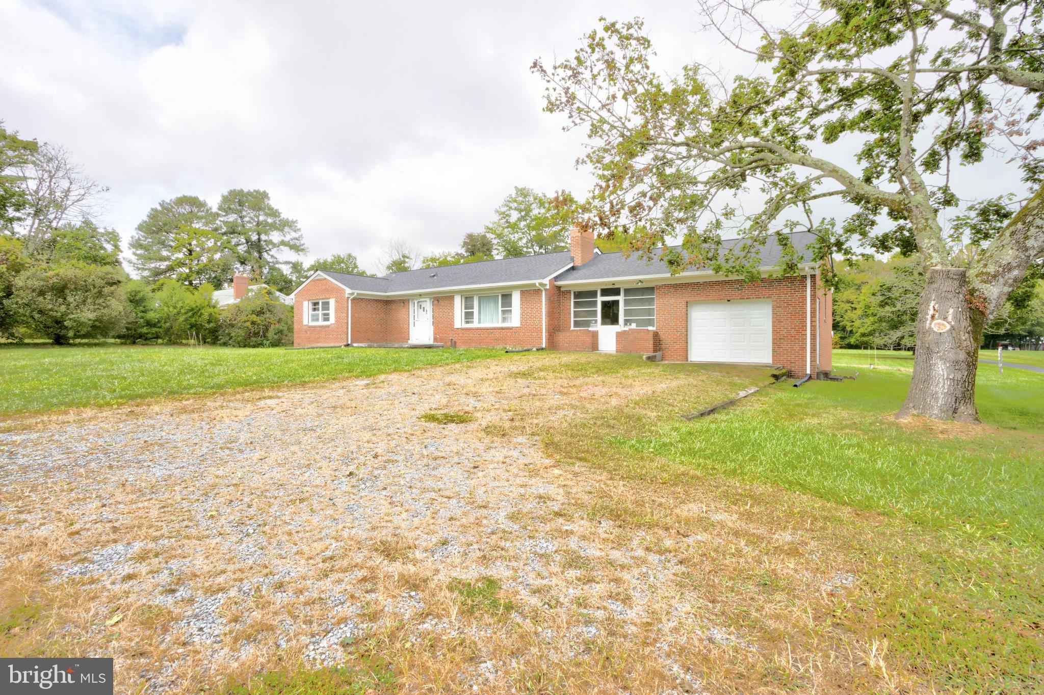 Real estate listing preview #2