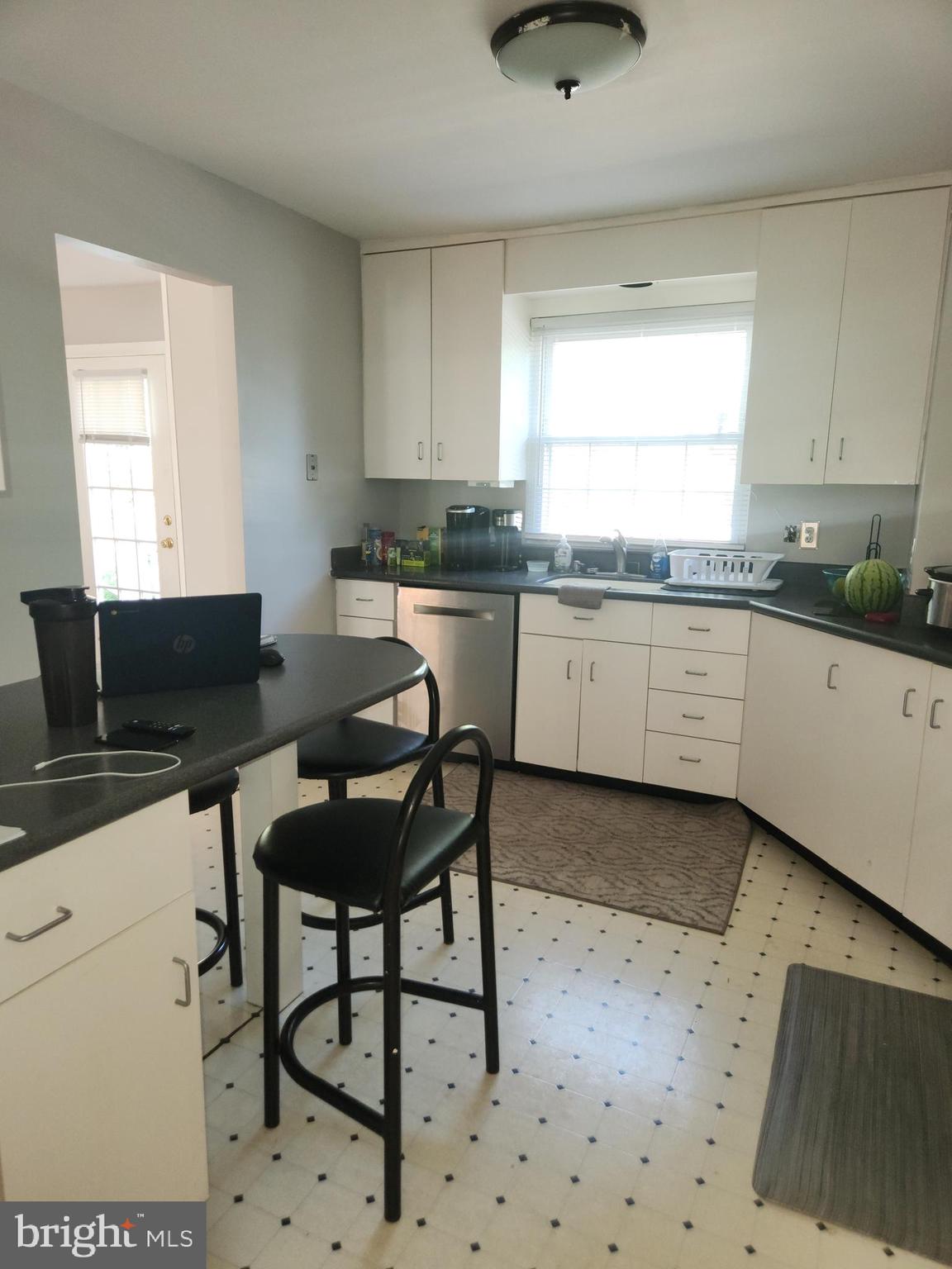 Real estate listing preview #15