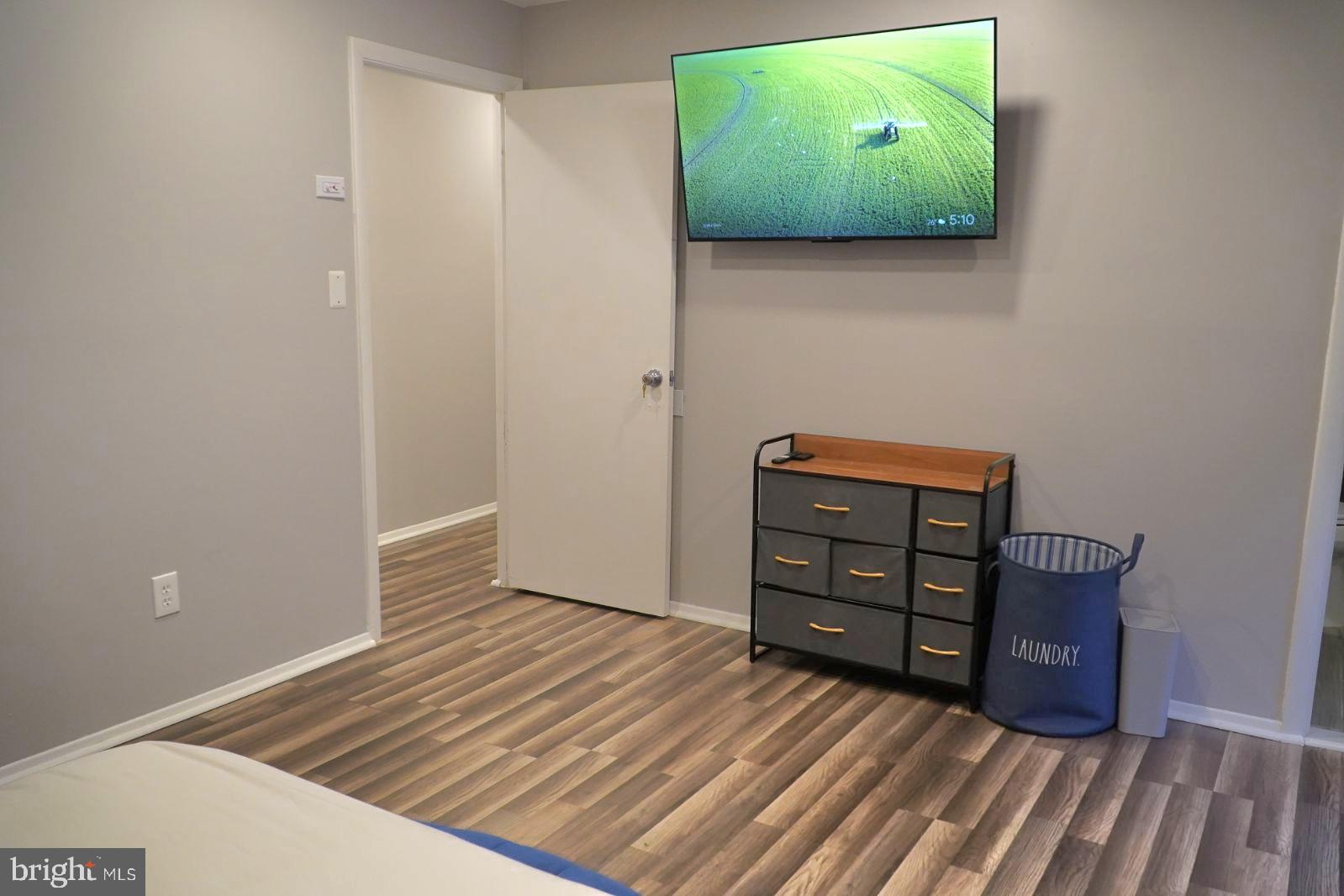 Real estate listing preview #17