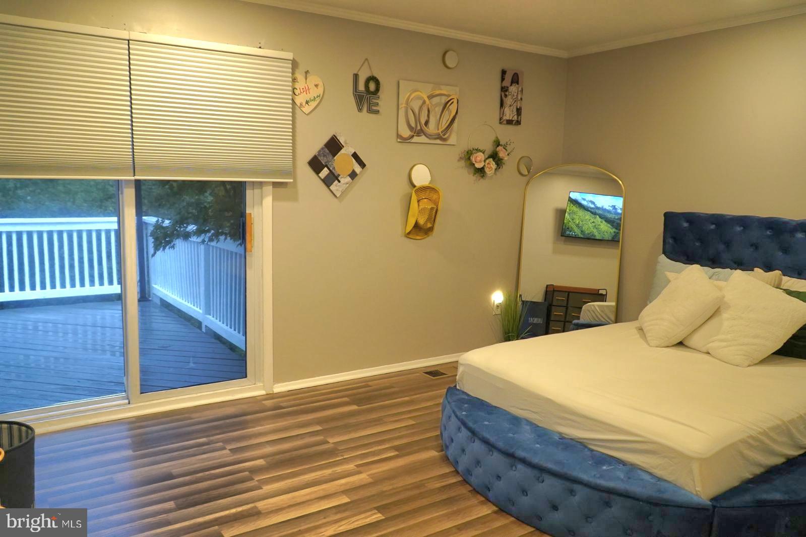 Real estate listing preview #16