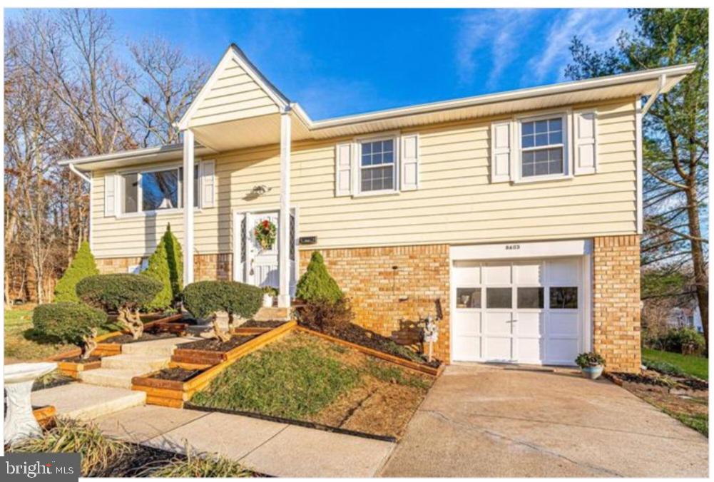 Real estate listing preview #4