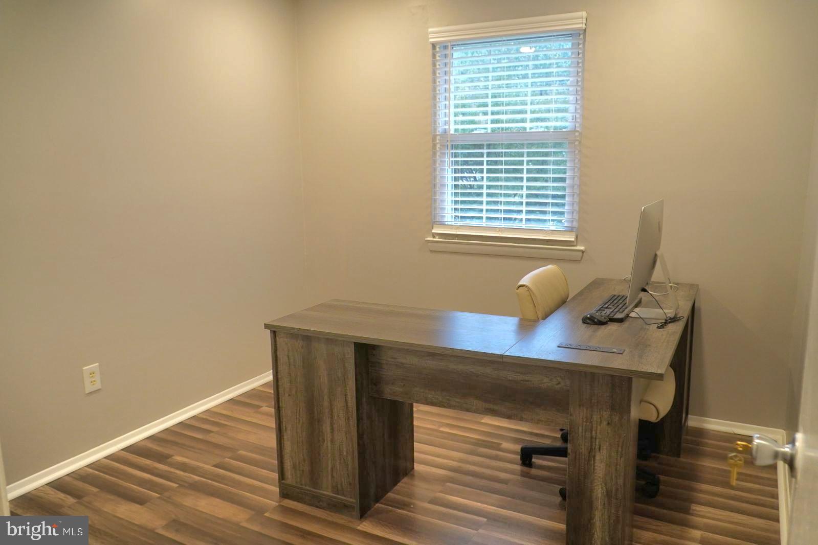 Real estate listing preview #22