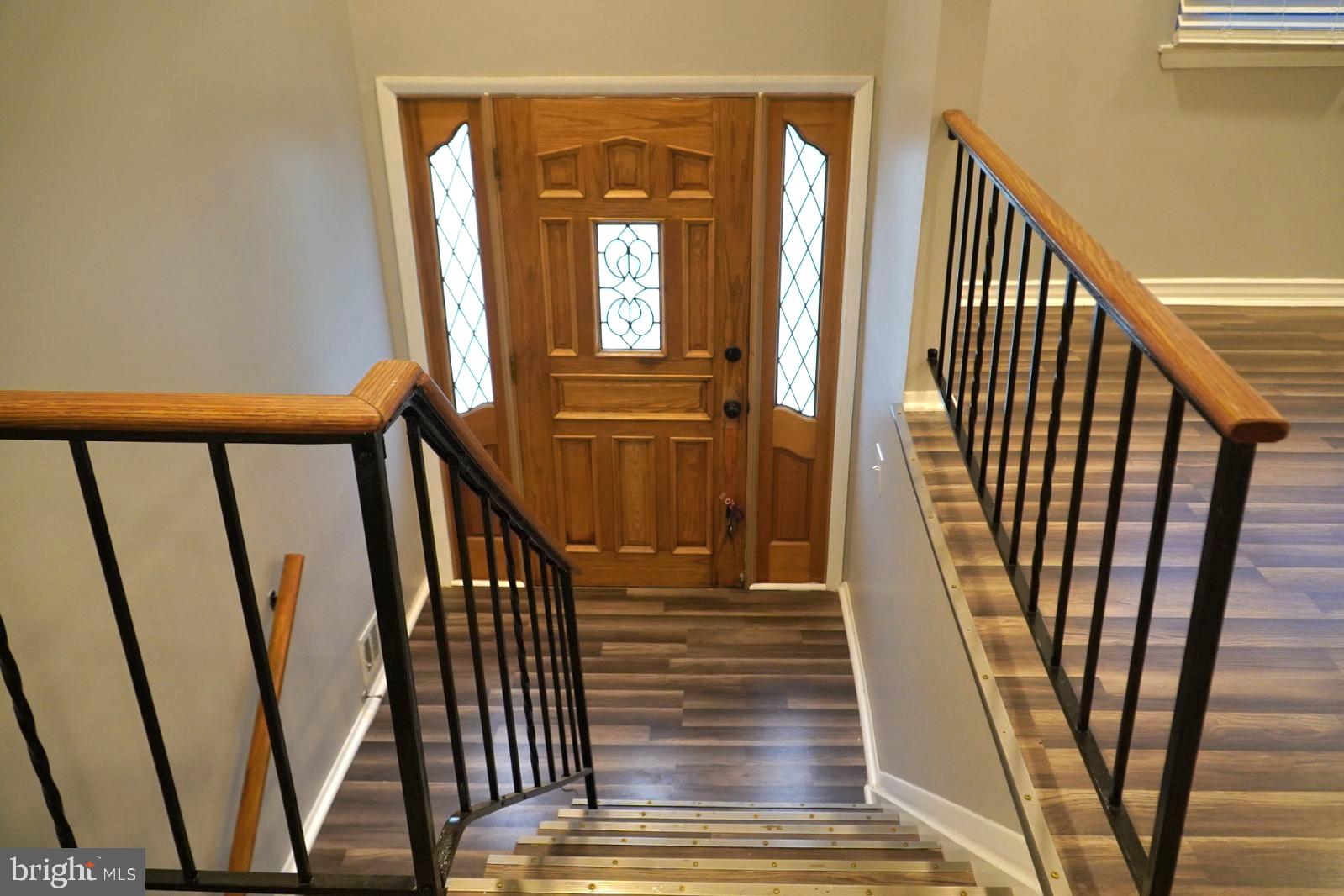 Real estate listing preview #6