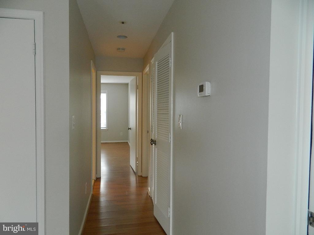 Real estate listing preview #9