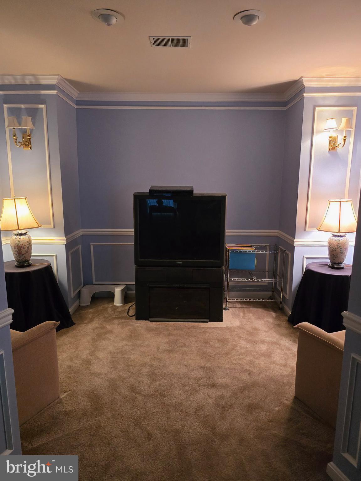 Real estate listing preview #14