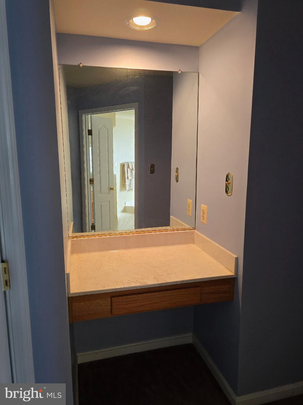 Real estate listing preview #15