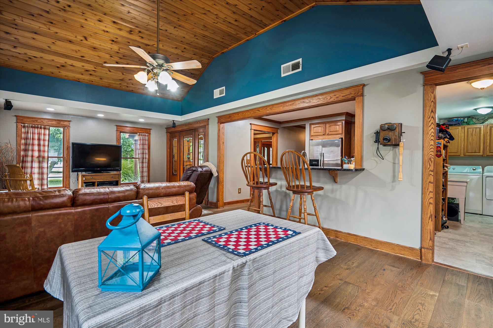 Real estate listing preview #14