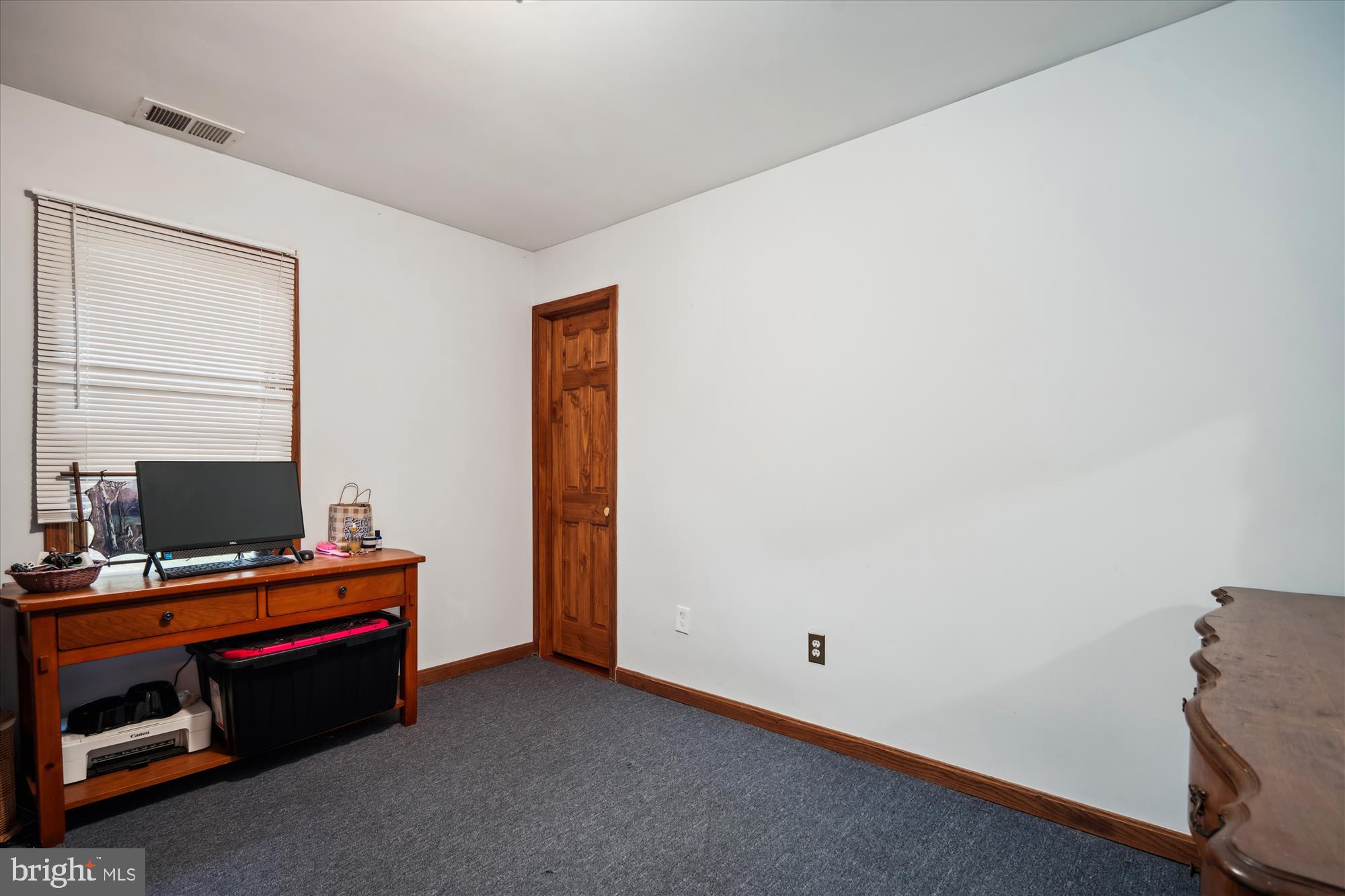 Real estate listing preview #24