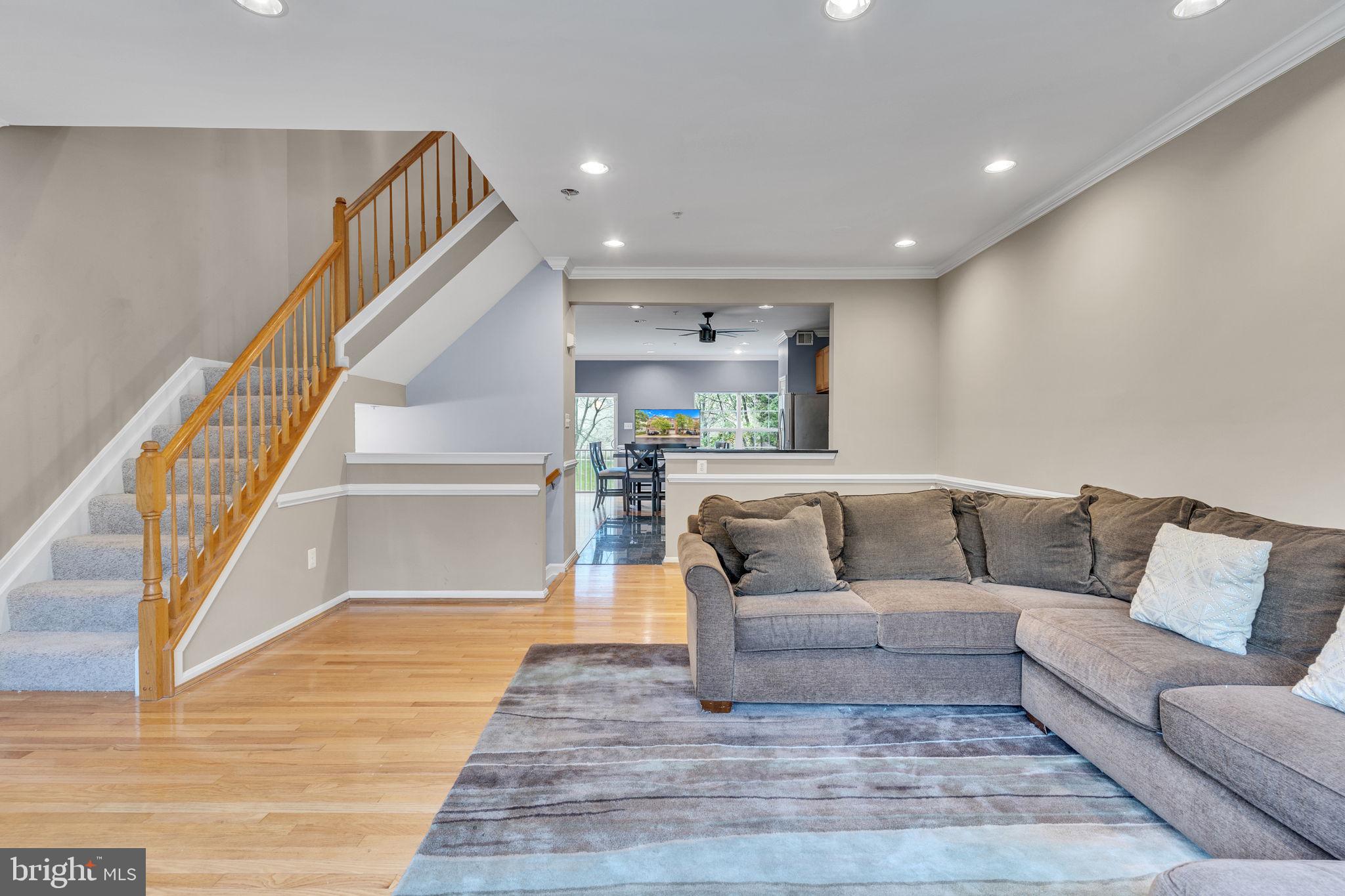 Real estate listing preview #13