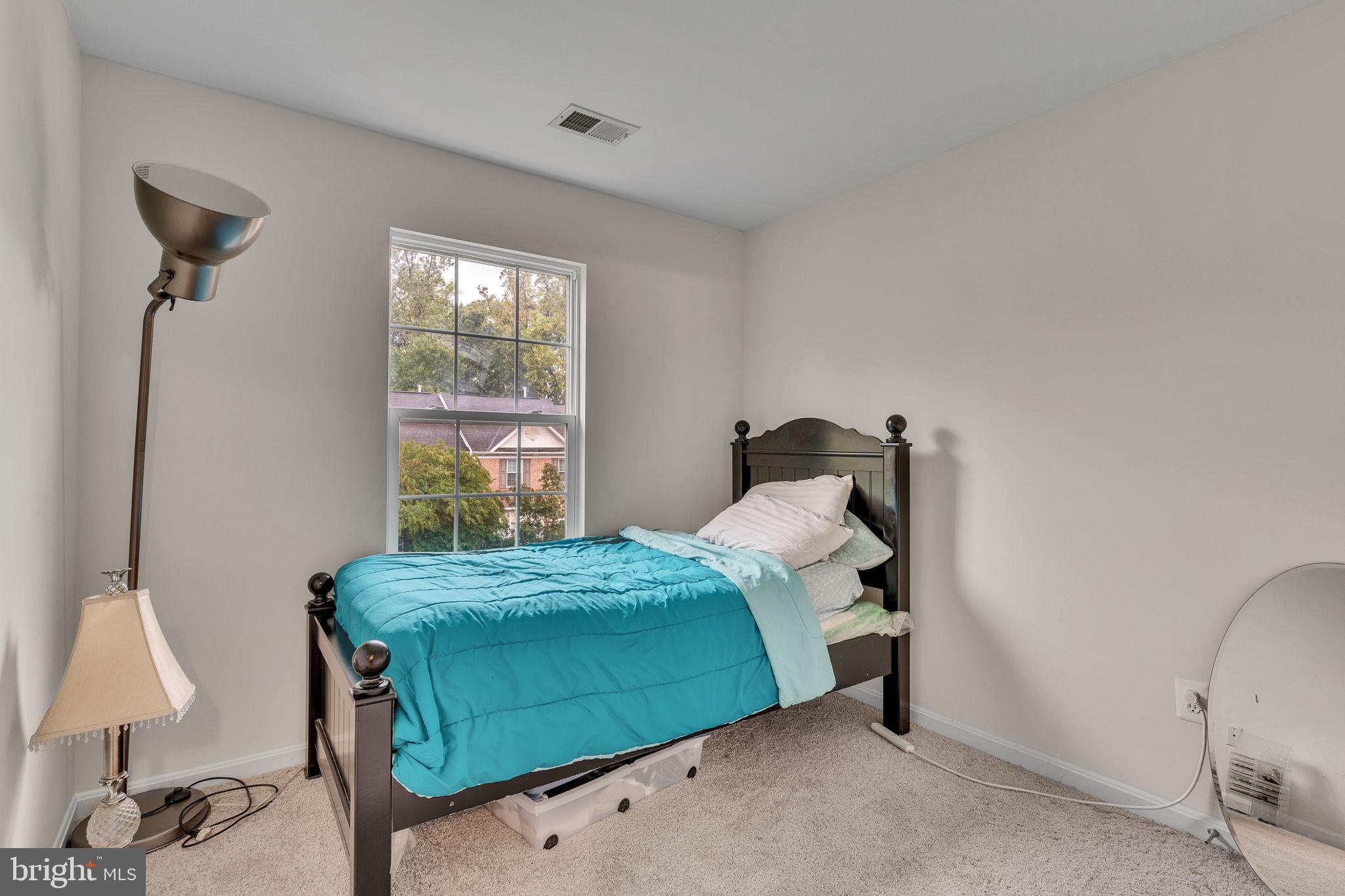 Real estate listing preview #22