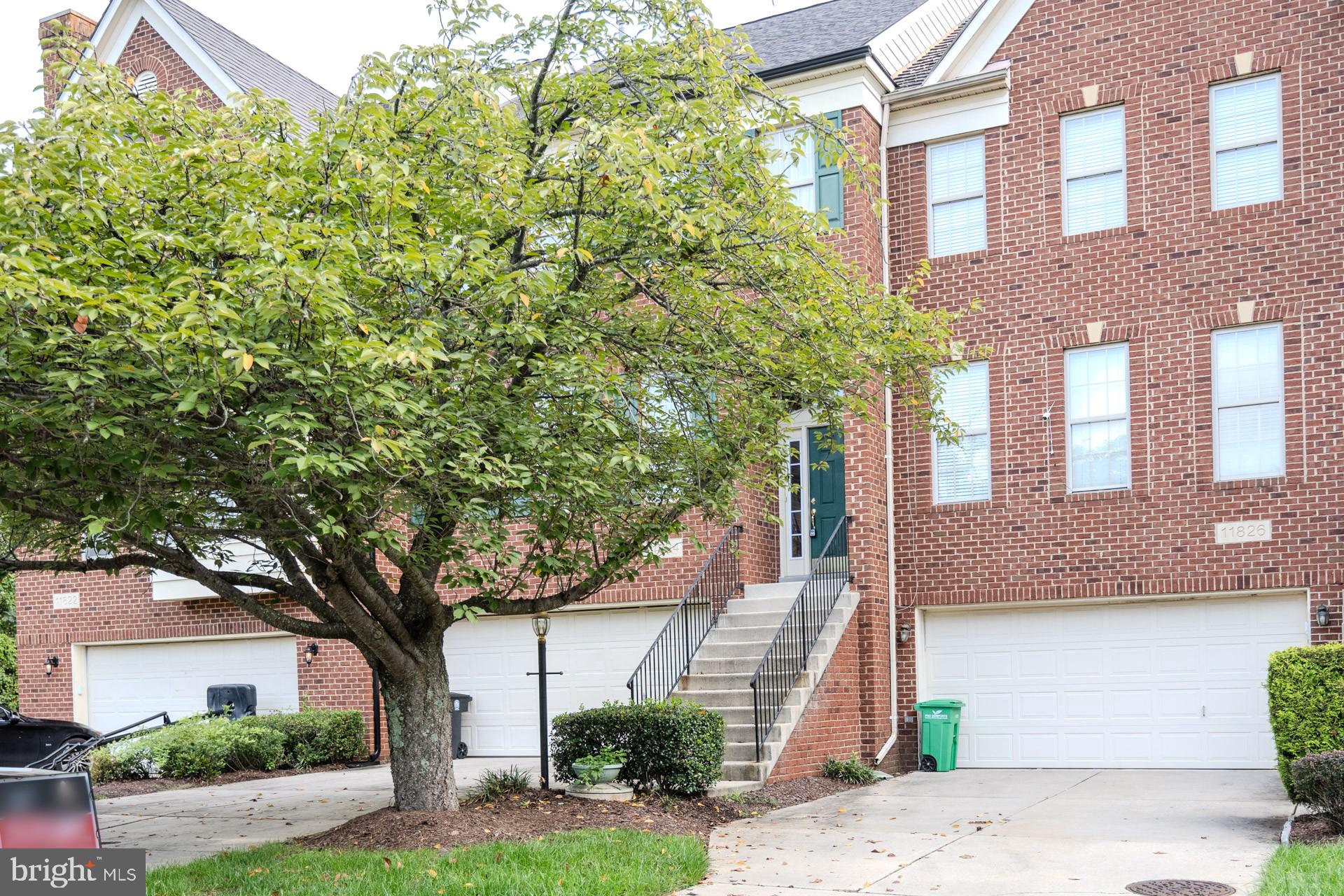 Real estate listing preview #2