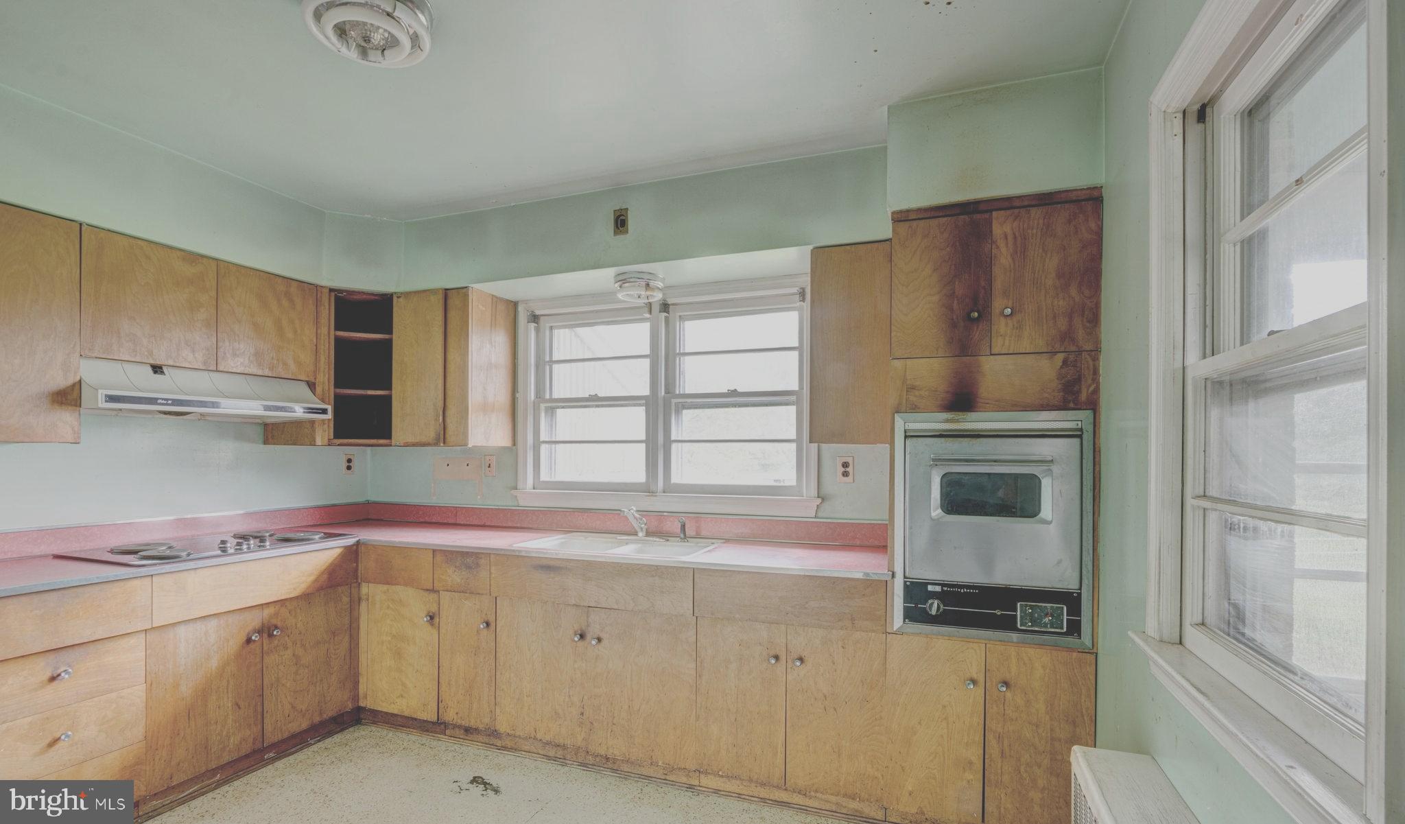 Real estate listing preview #7