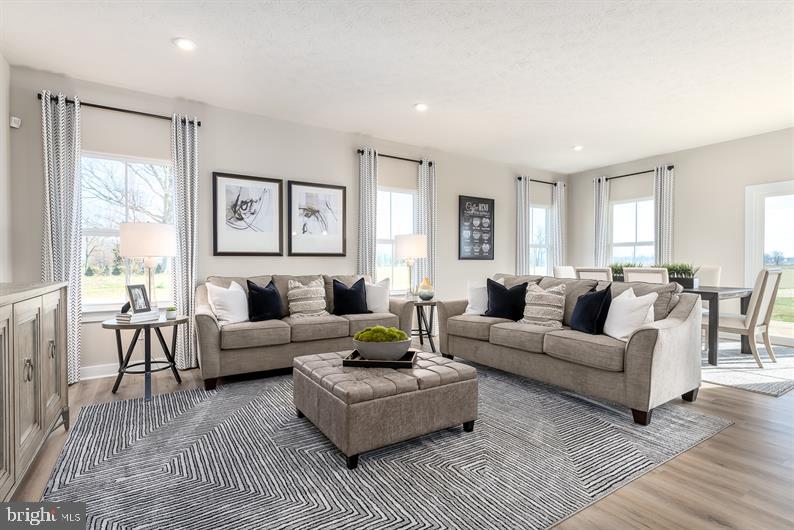 Real estate listing preview #6