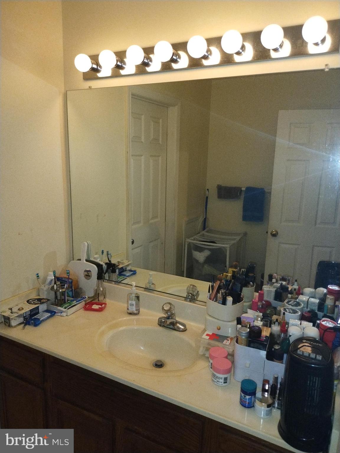 Real estate listing preview #64