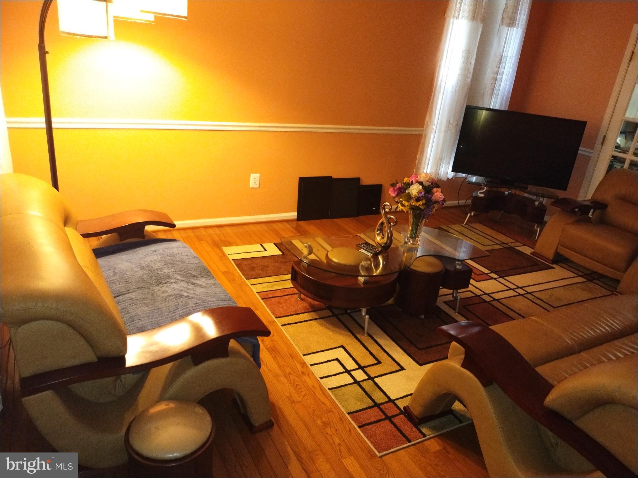 Real estate listing preview #17