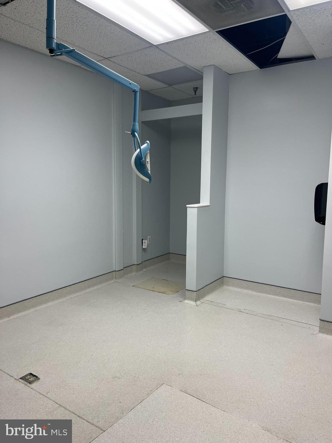 Real estate listing preview #10