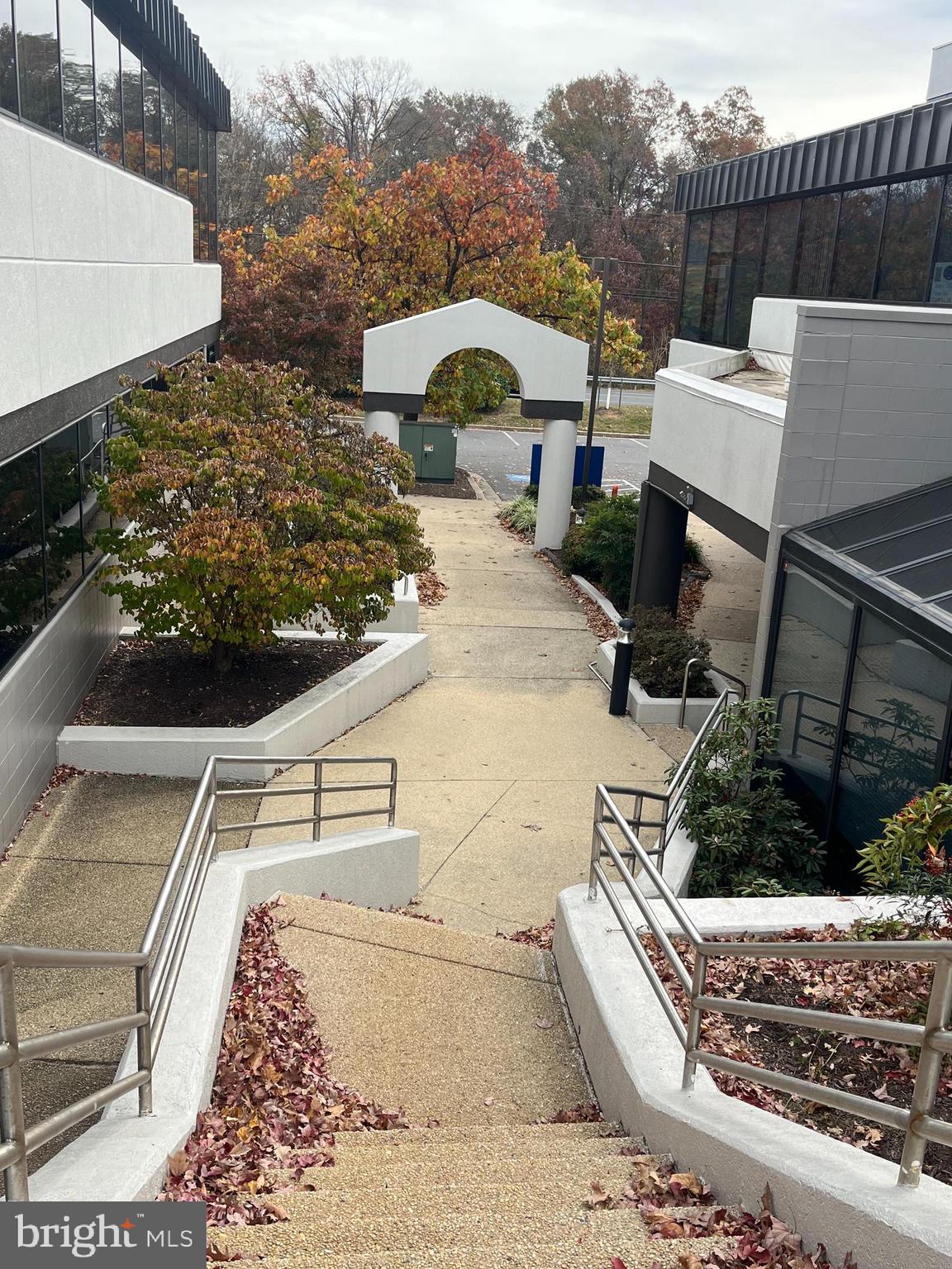 Real estate listing preview #1