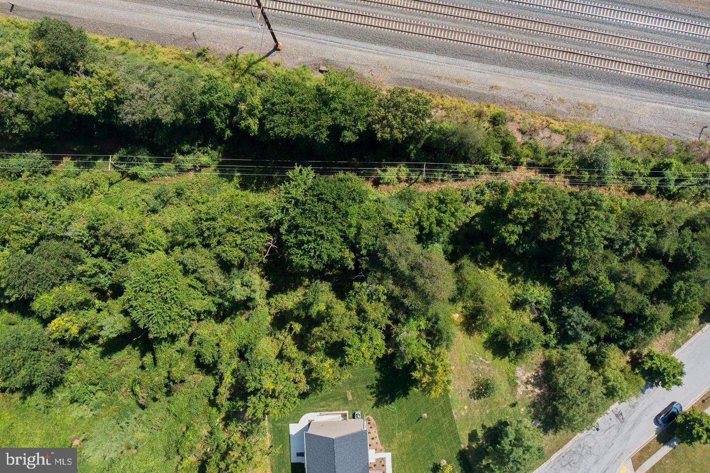 Real estate listing preview #18