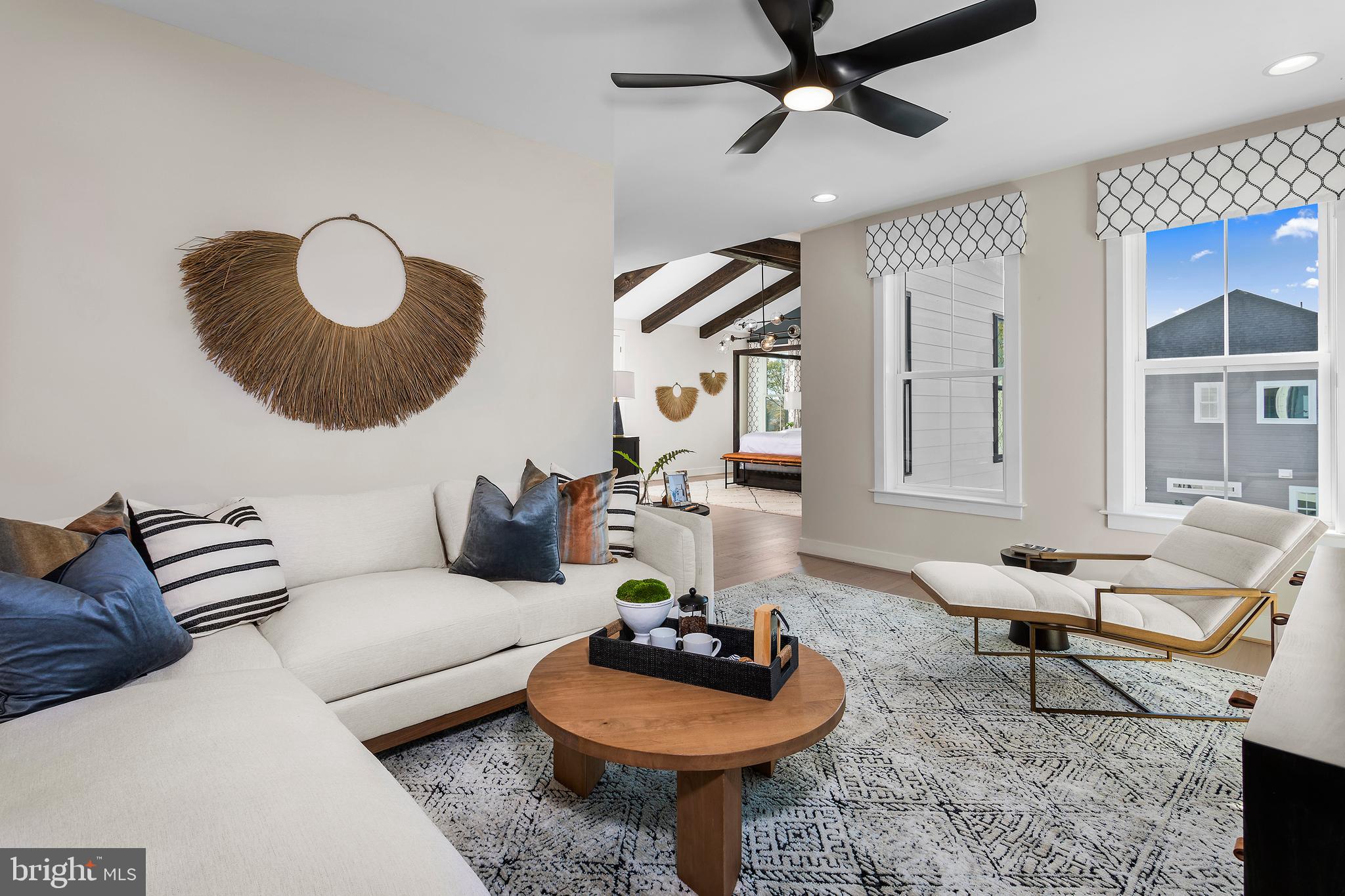 Real estate listing preview #12