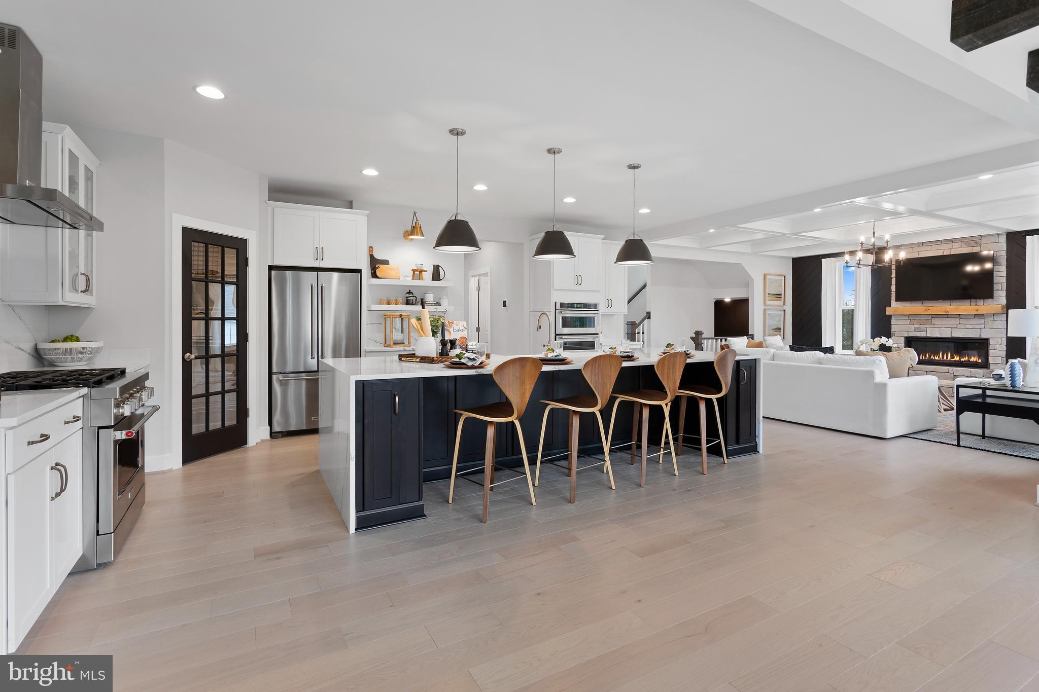 Real estate listing preview #16