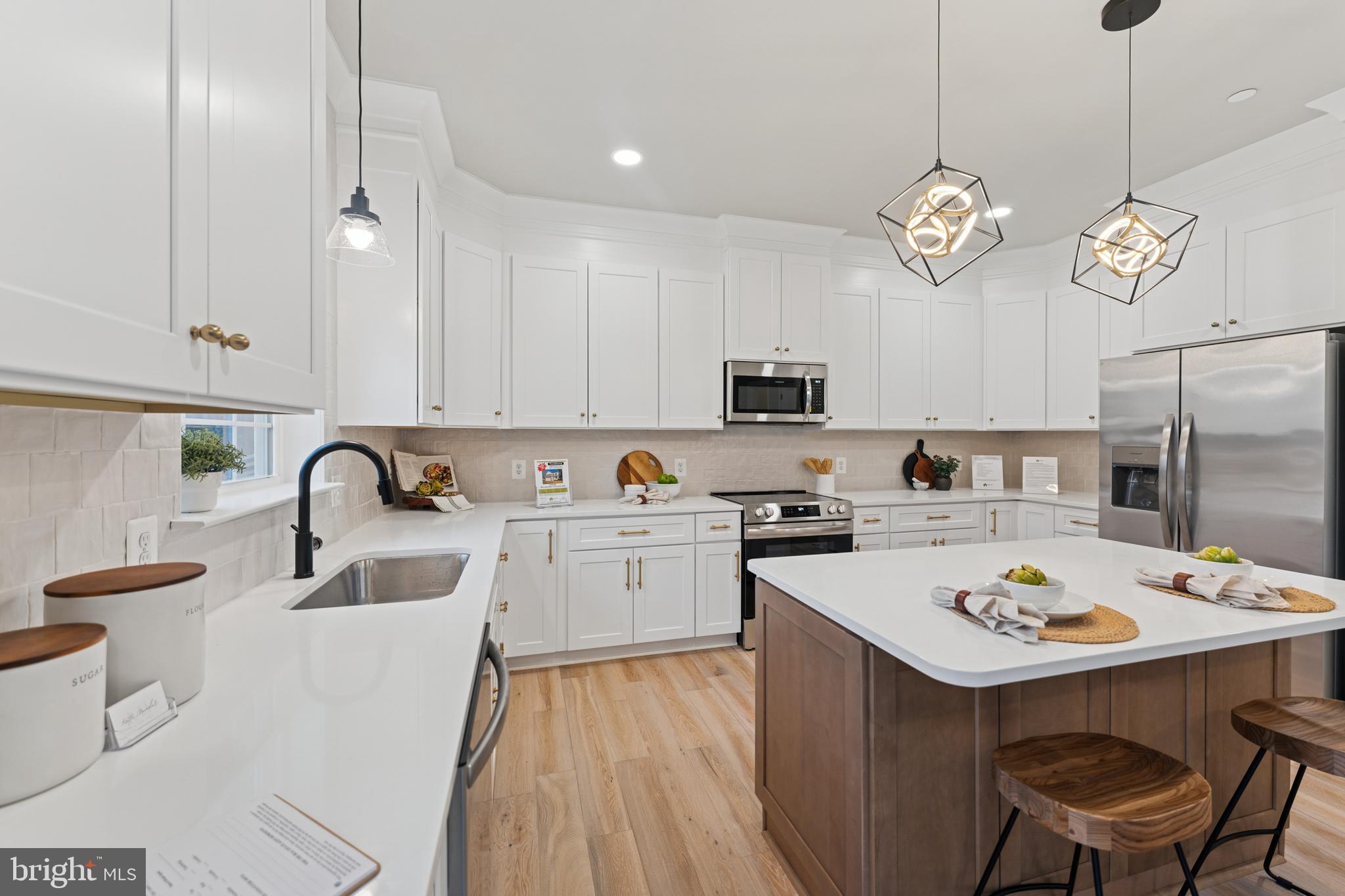 Real estate listing preview #3