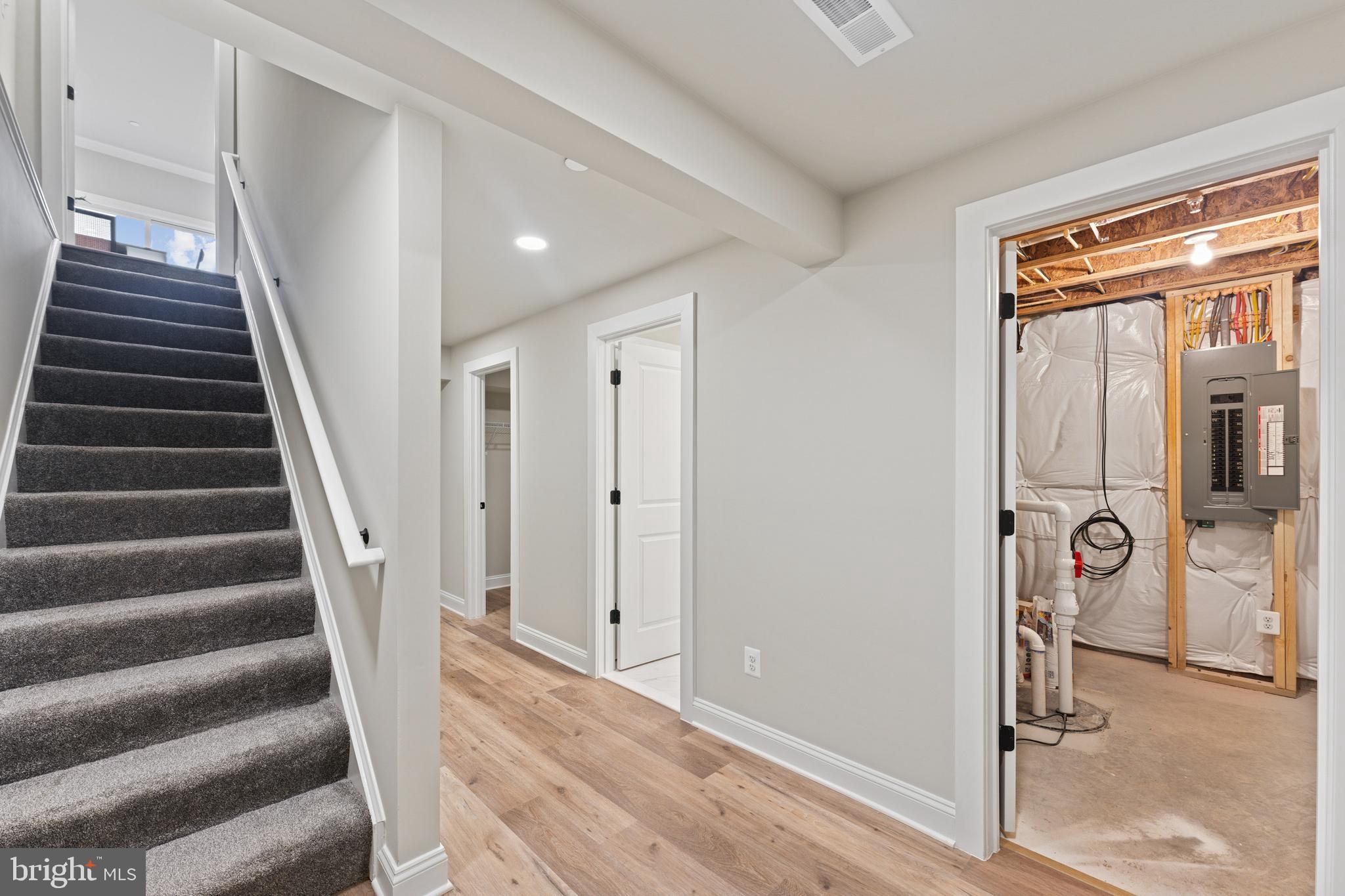 Real estate listing preview #35